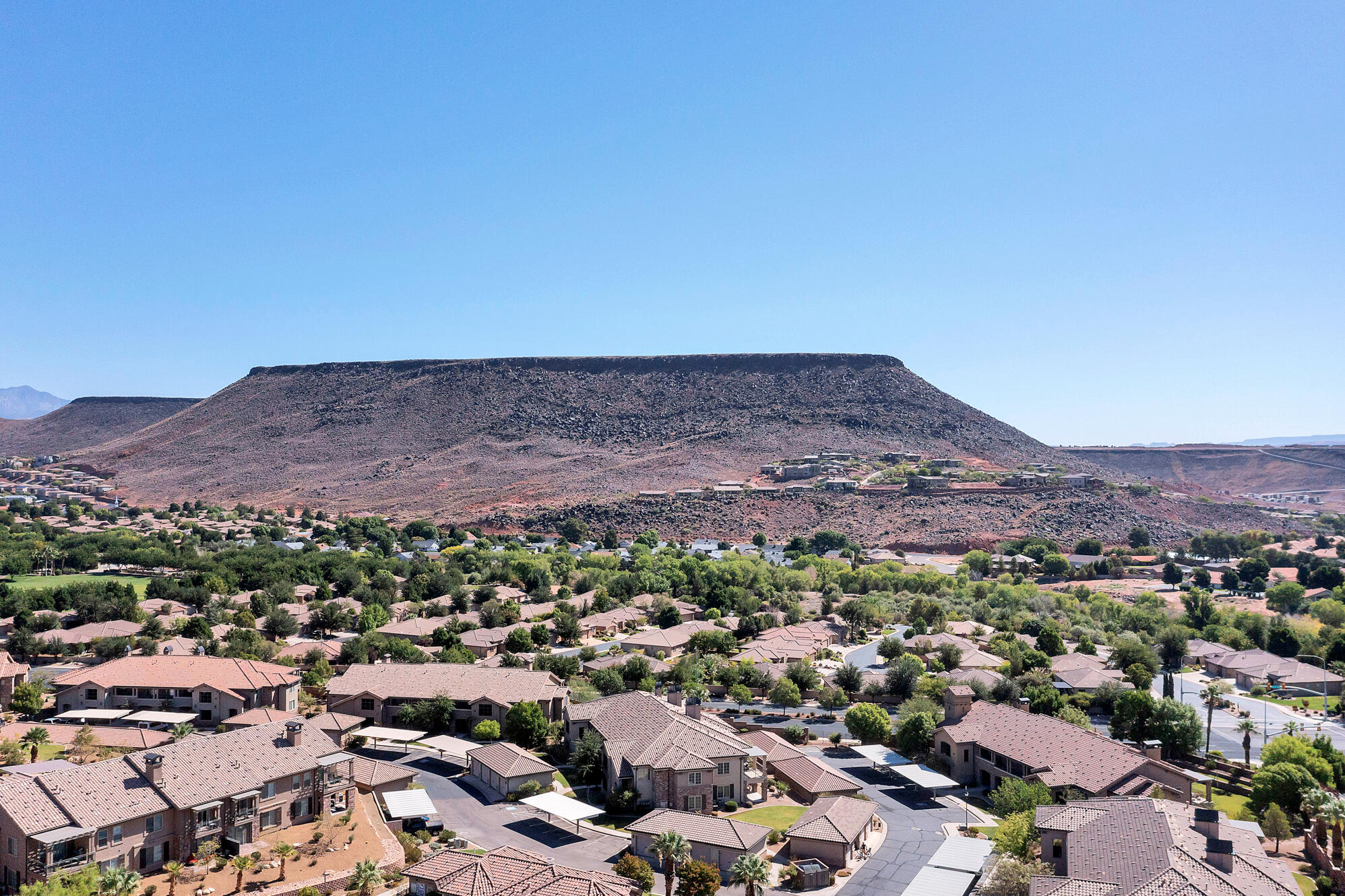 PELICAN HILLS CONDOMINIUMS - Residential