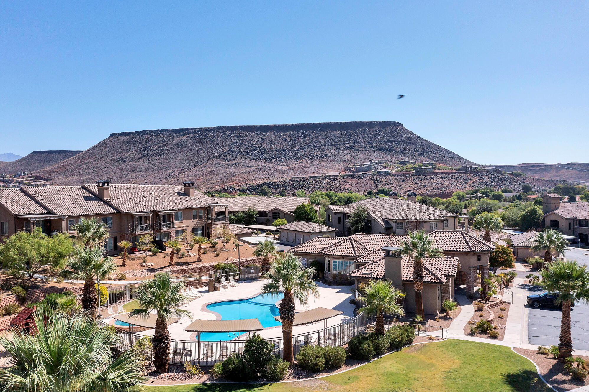 PELICAN HILLS CONDOMINIUMS - Residential