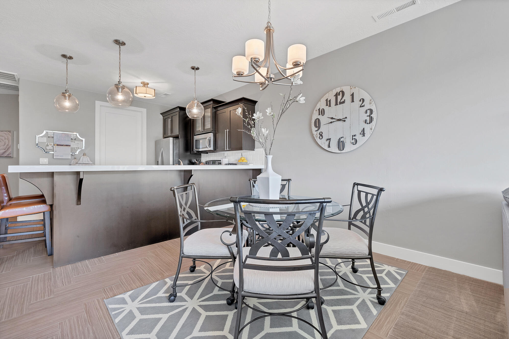 PELICAN HILLS CONDOMINIUMS - Residential