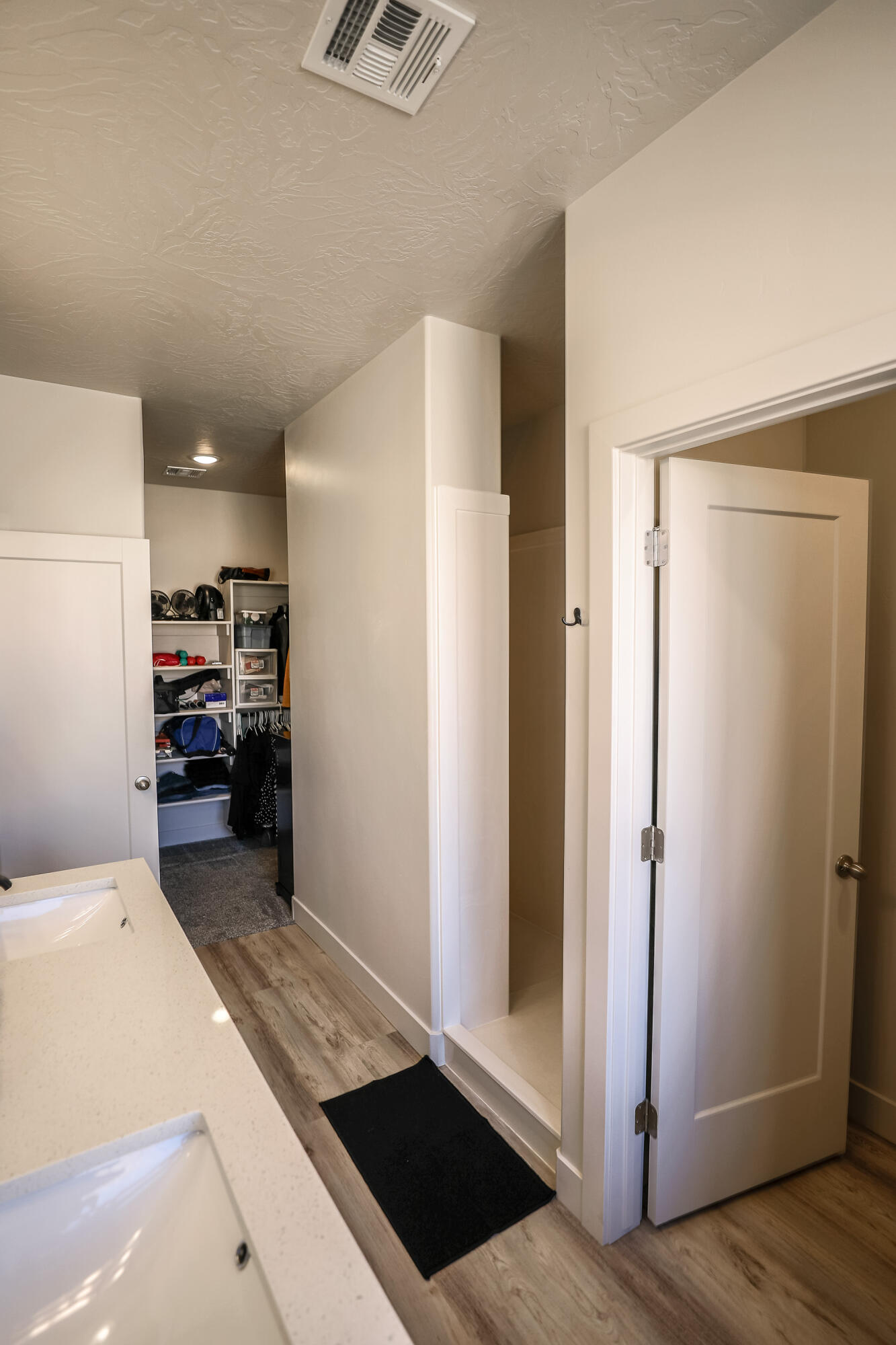 PAINTED SANDS - Residential