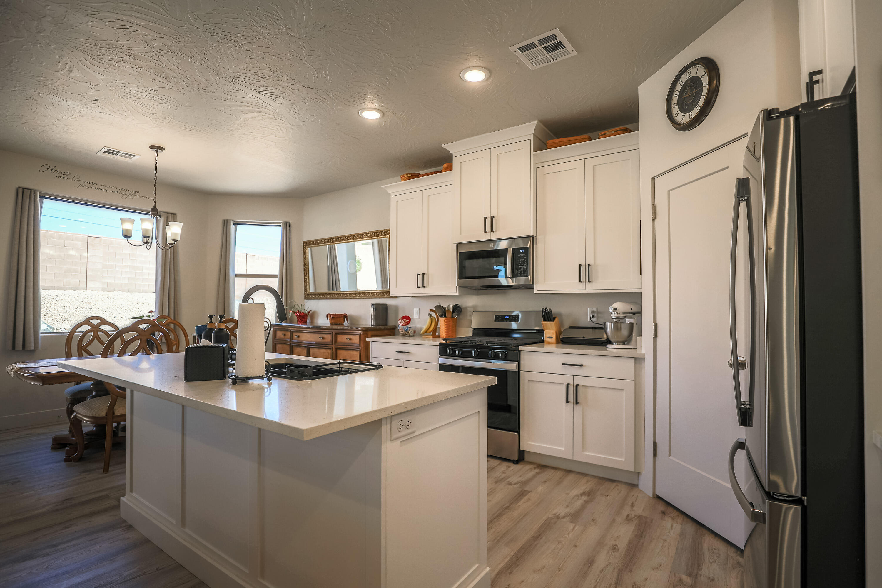 PAINTED SANDS - Residential