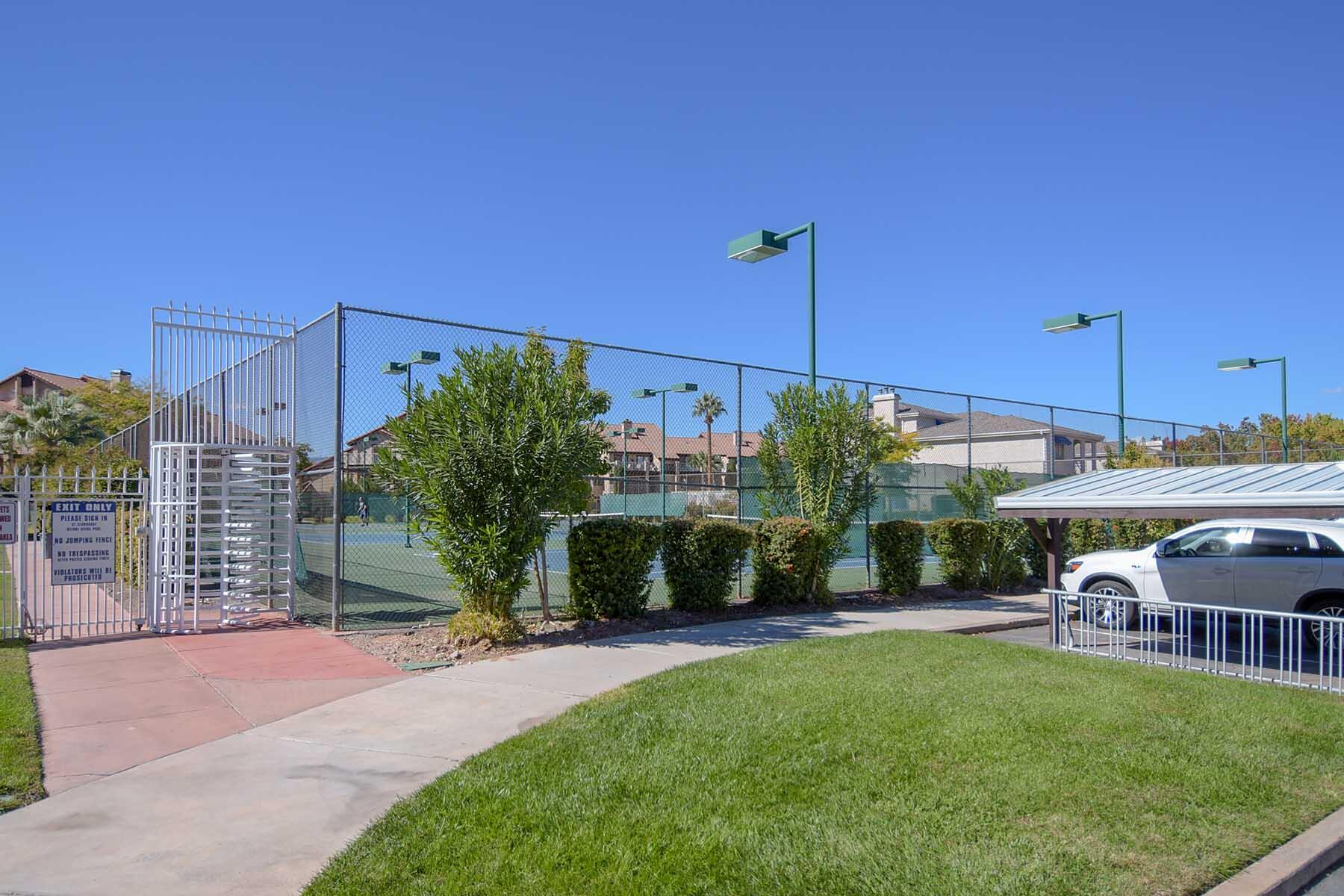 SPORTS VILLAGE - Residential