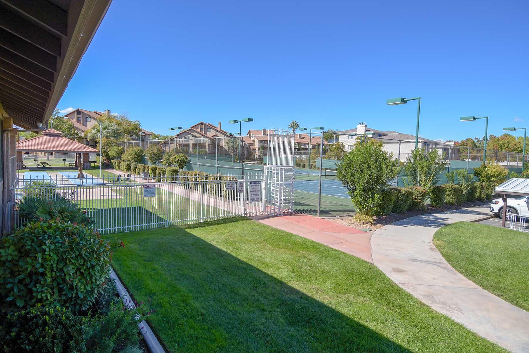 SPORTS VILLAGE - Residential