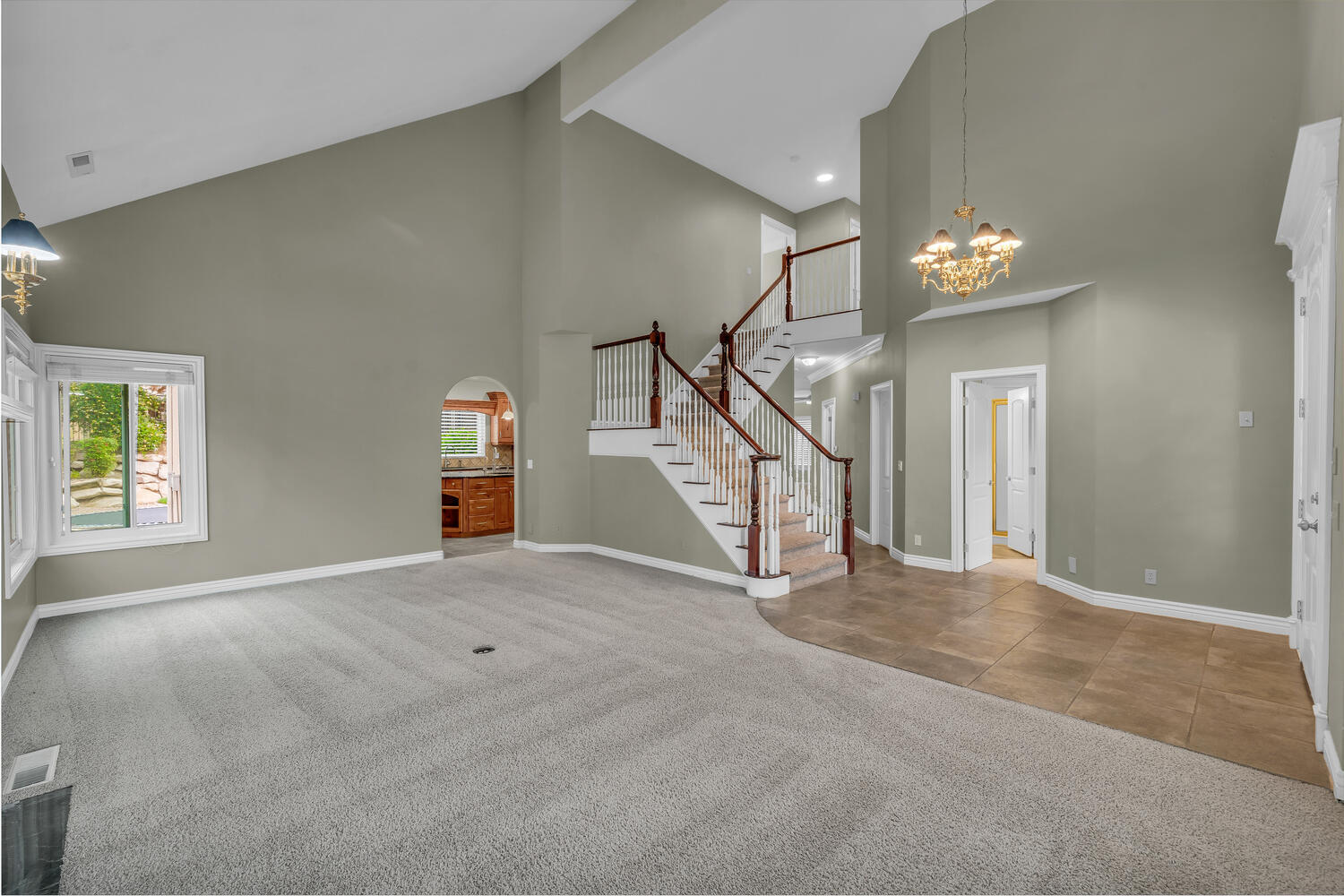 BOULDERS - Residential