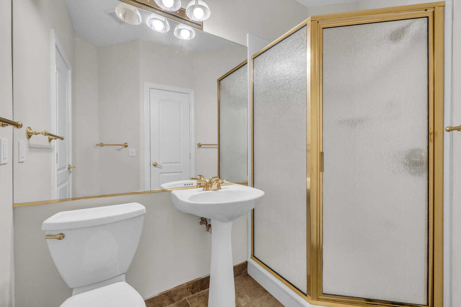 BOULDERS - Residential