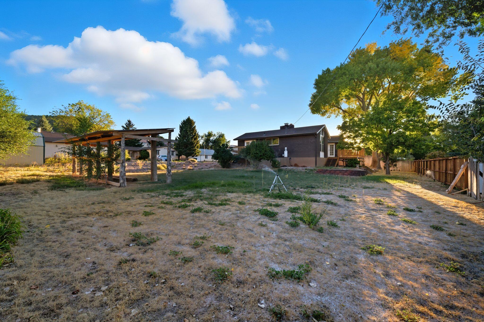 RED HILLS - Residential