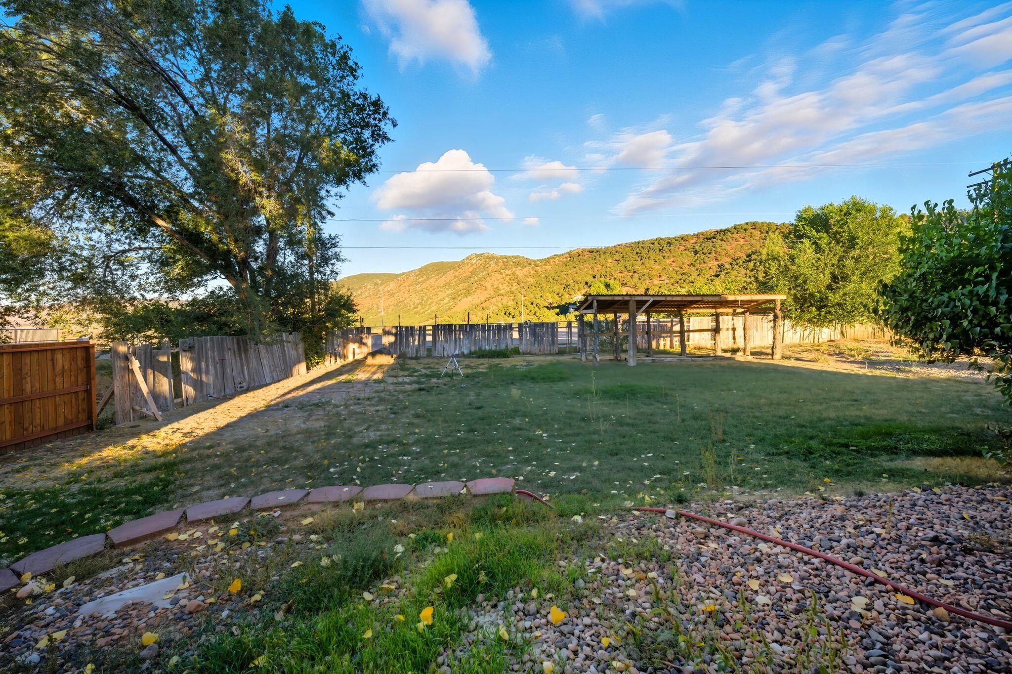 RED HILLS - Residential