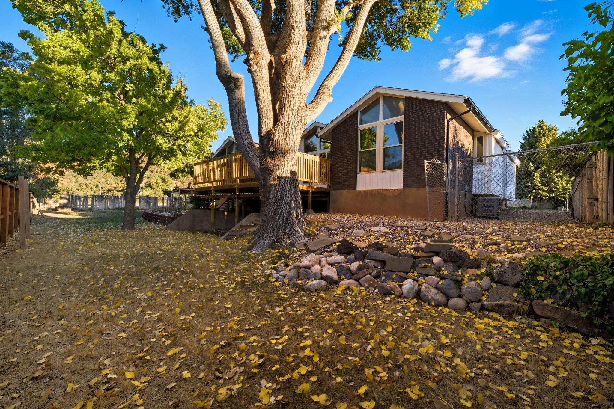 RED HILLS - Residential