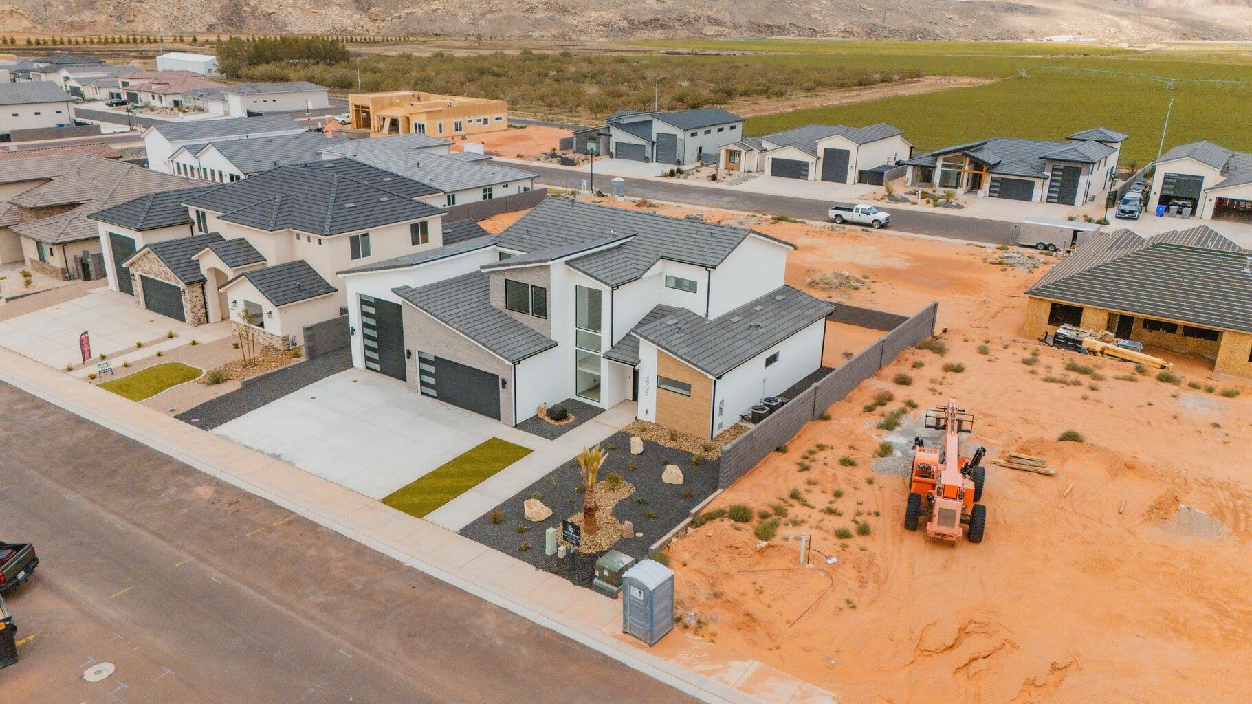 SAND HOLLOW VILLAGE - Residential