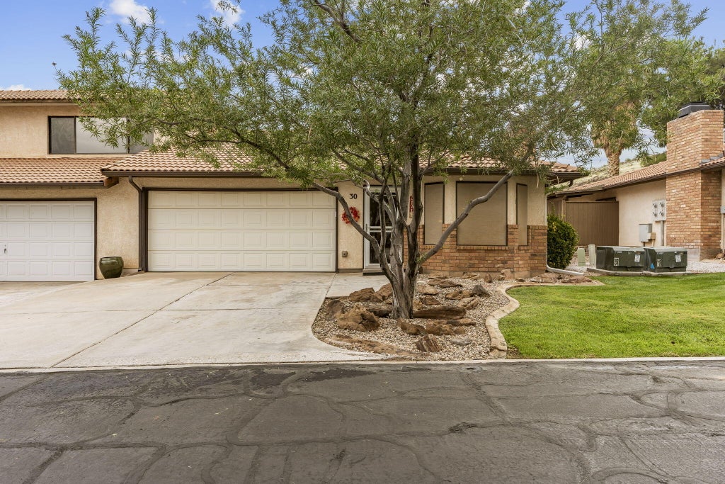 Photo of 1050 E Brigham RD 30 #30, Saint George, UT 84790 (MLS # 26-277306)