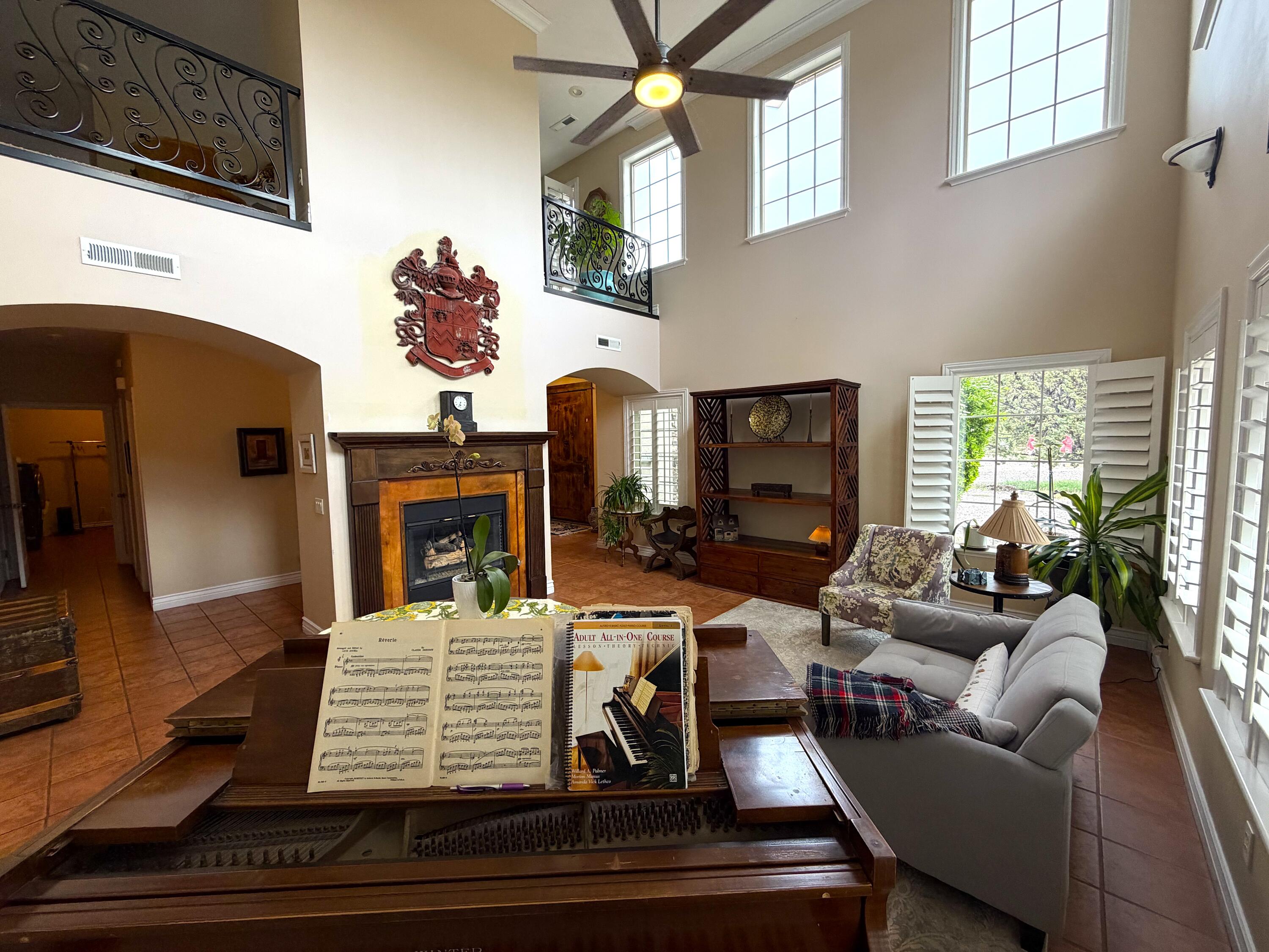 PINION HILLS - Residential