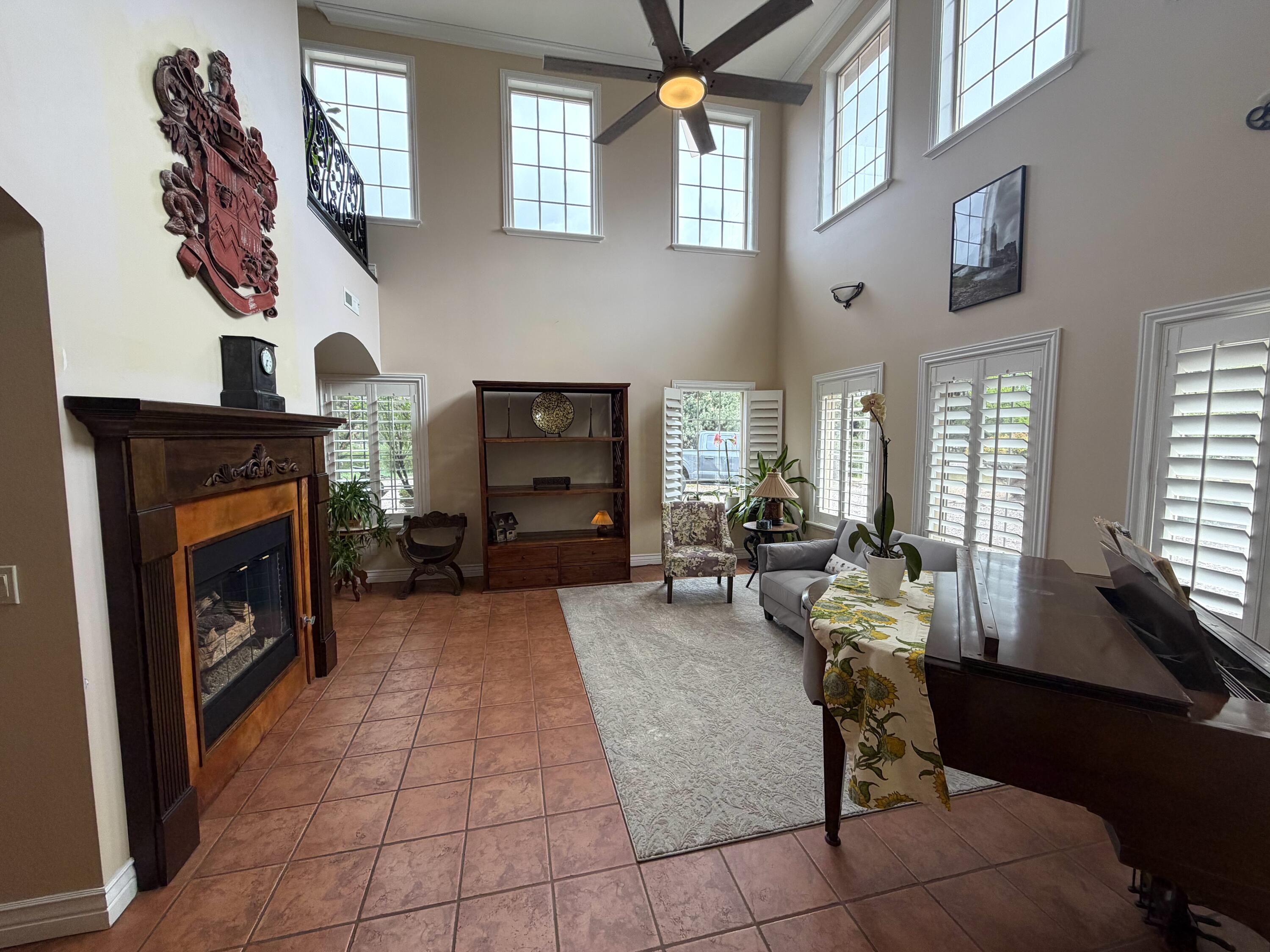 PINION HILLS - Residential