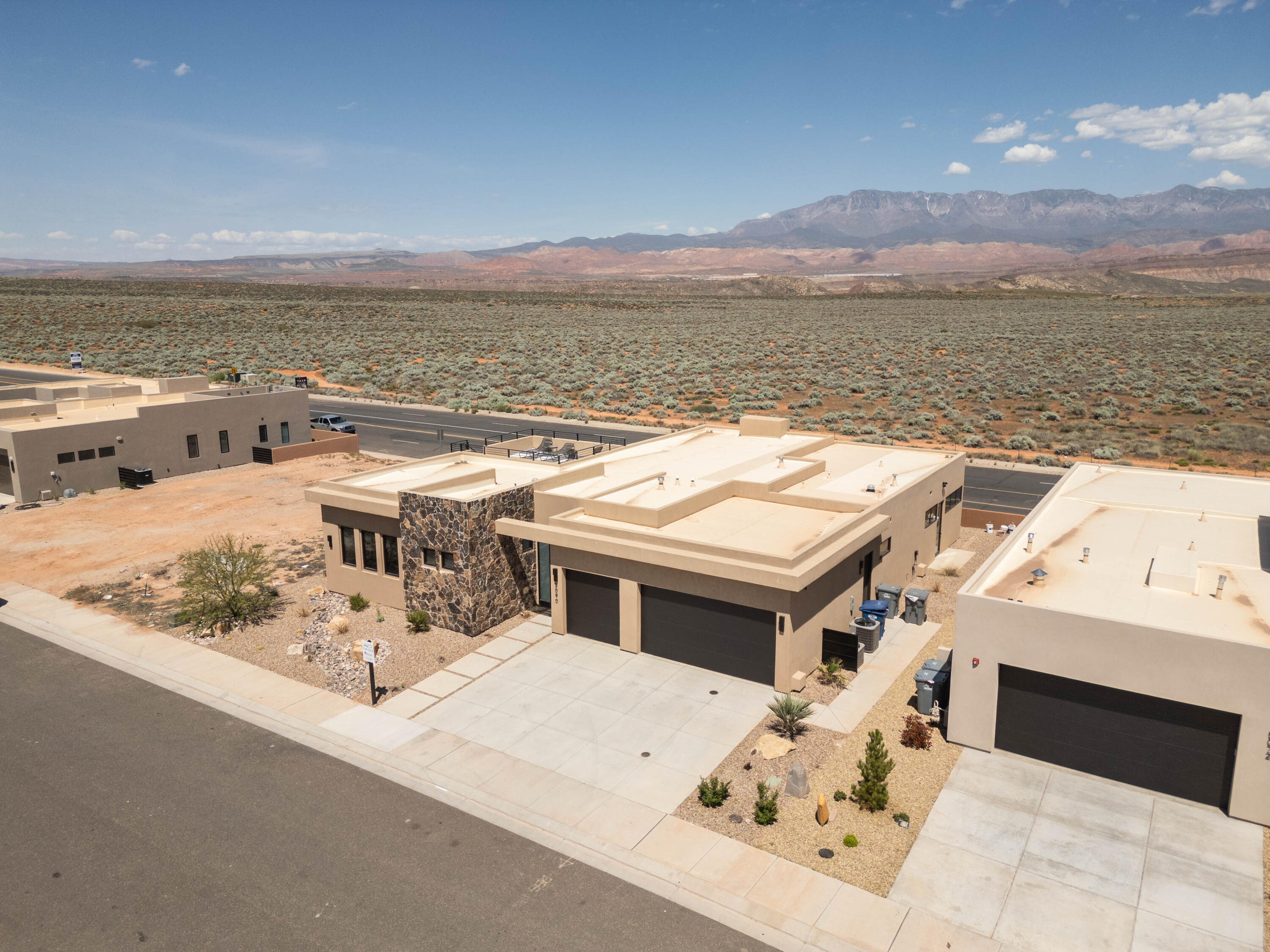 RETREAT AT SAND HOLLOW RESORT - Residential