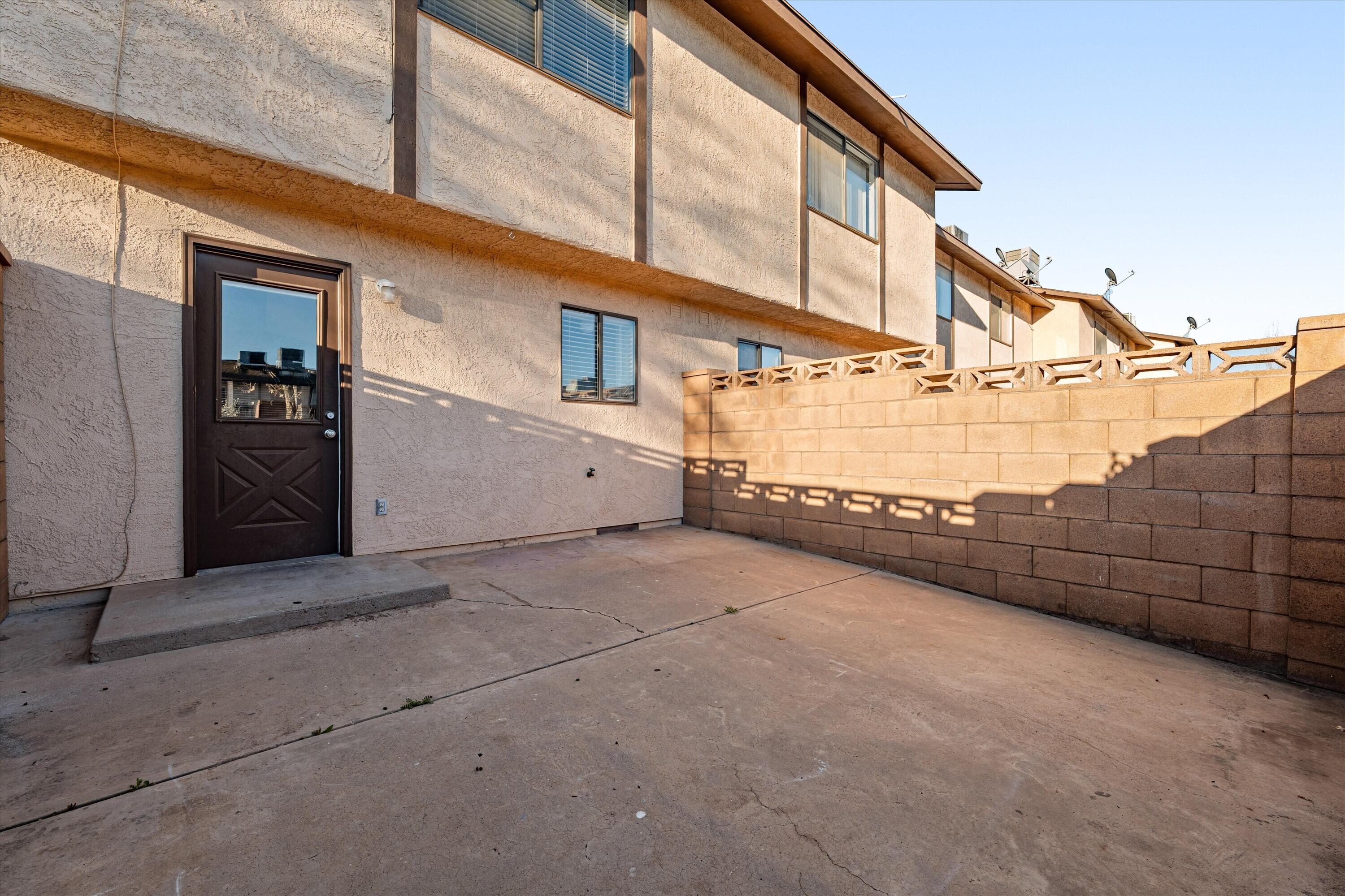 COLOR VIEW TOWNHOMES - Residential