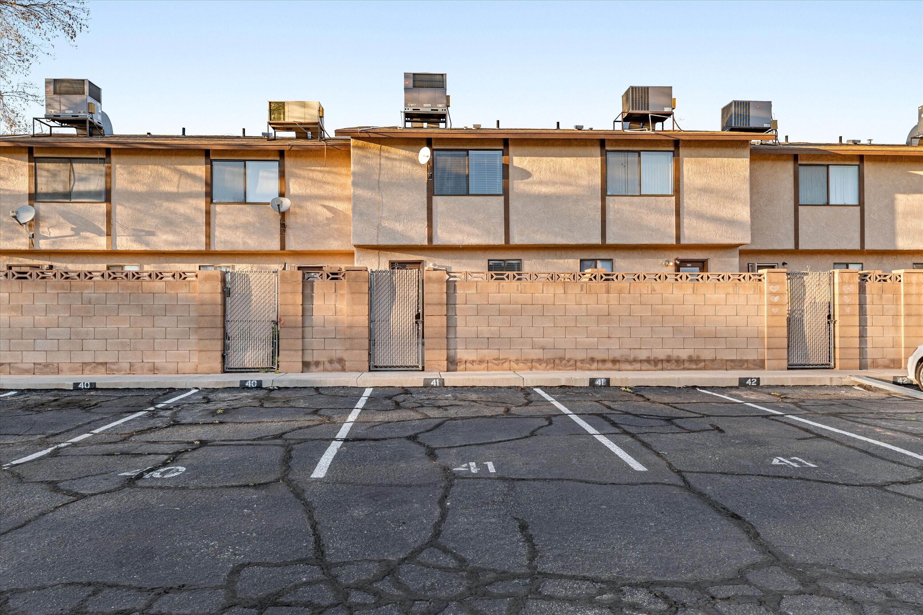 COLOR VIEW TOWNHOMES - Residential