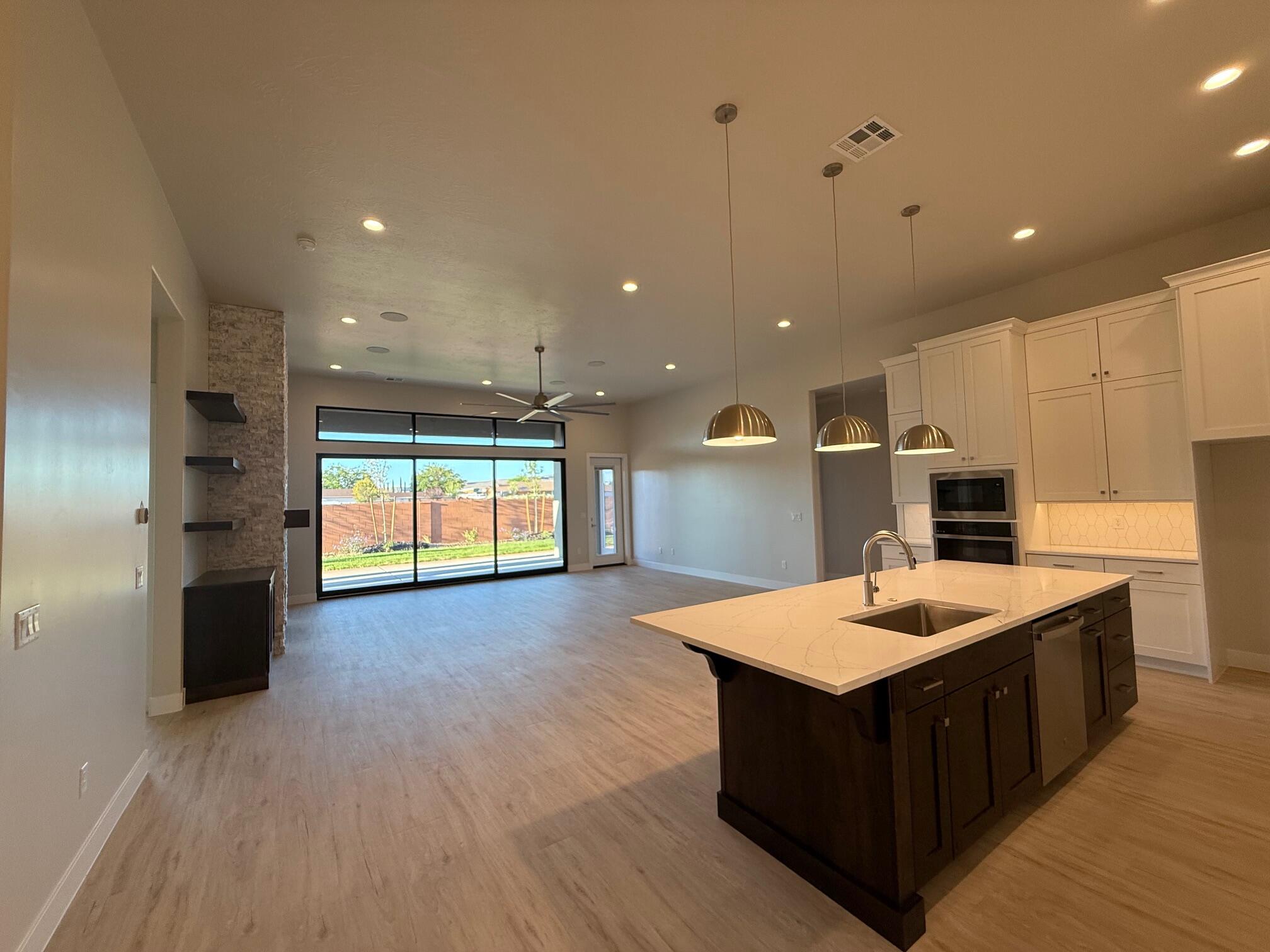 SERENITY ESTATES - Residential