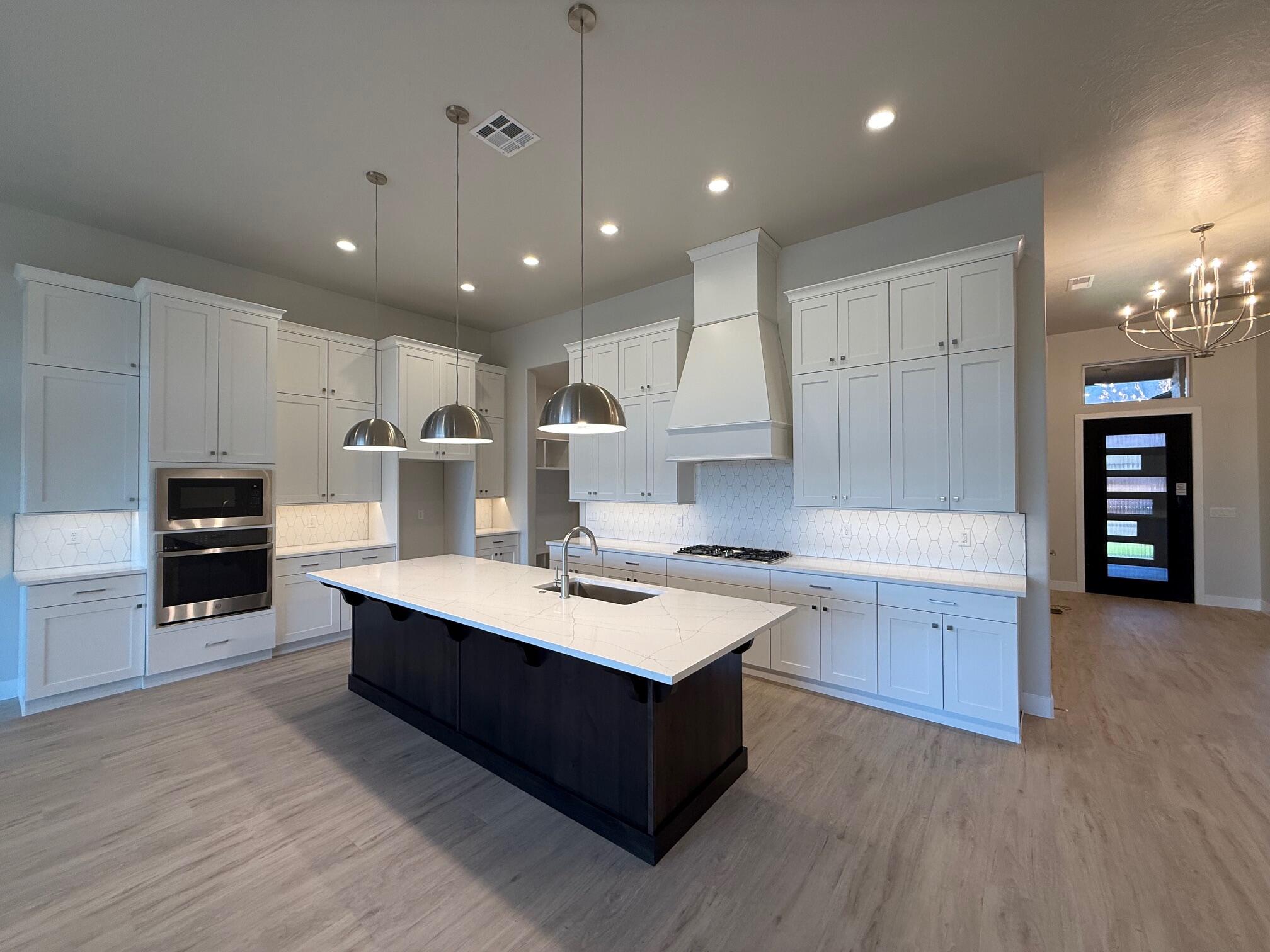 SERENITY ESTATES - Residential