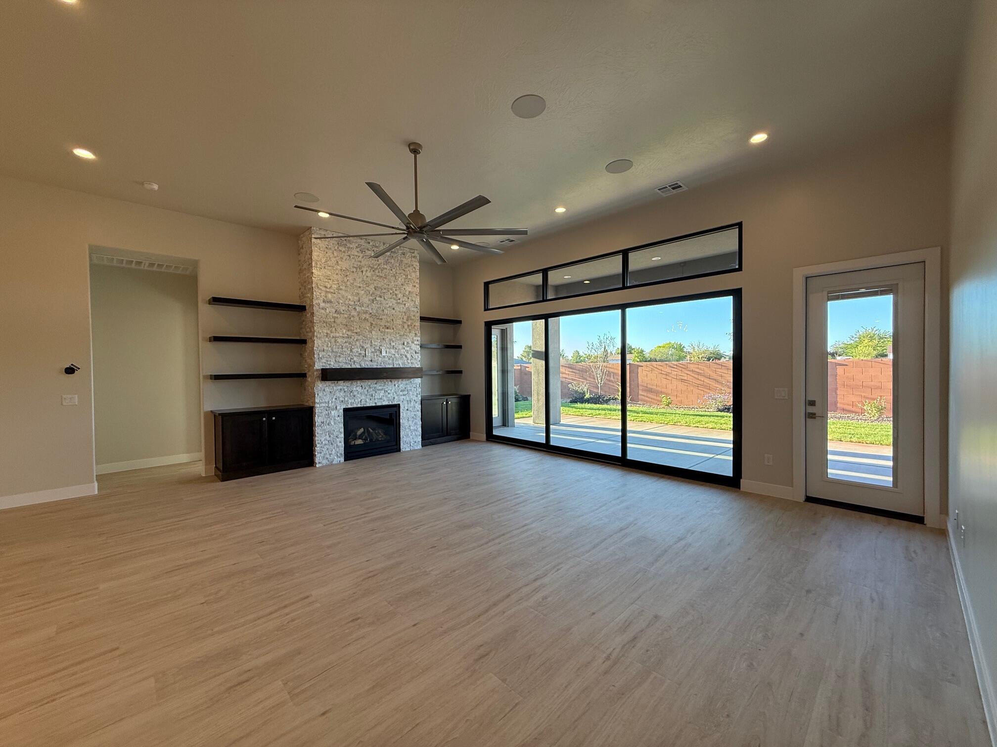 SERENITY ESTATES - Residential