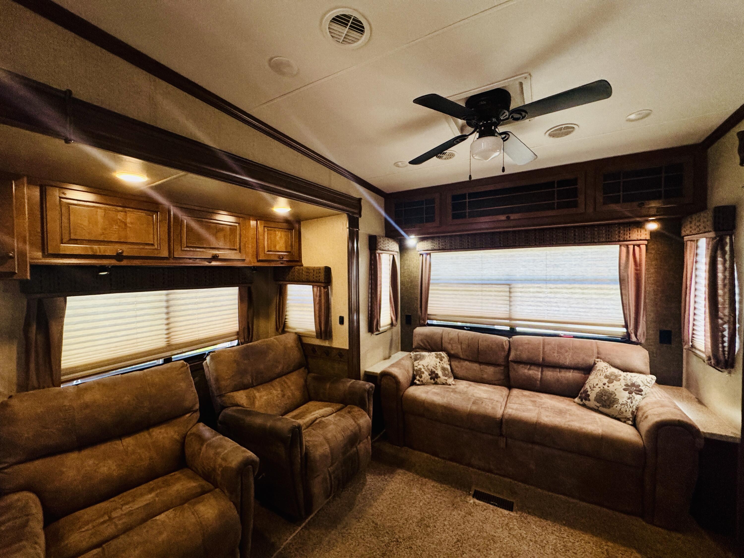 WORLDWIDE SUN RESORT - Land