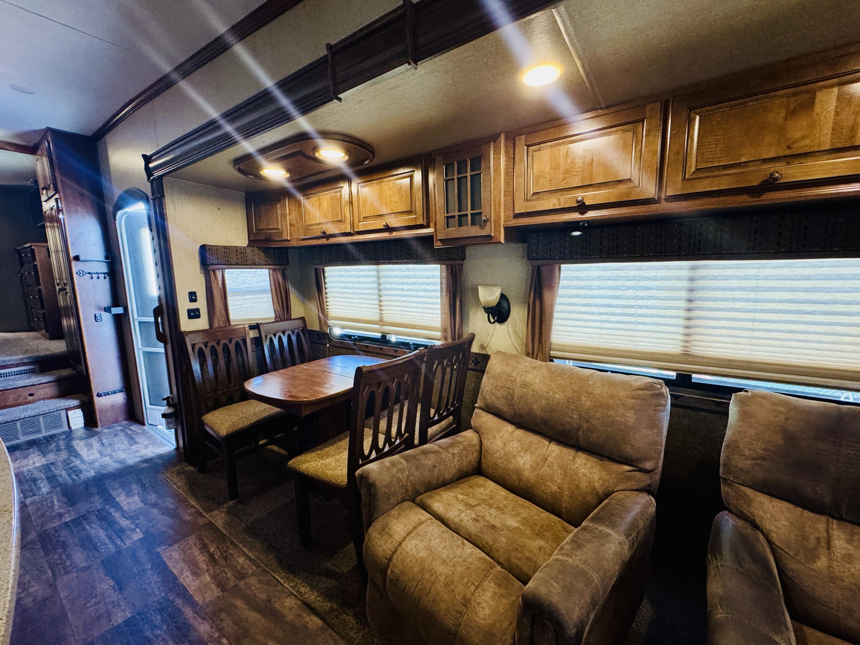 WORLDWIDE SUN RESORT - Land