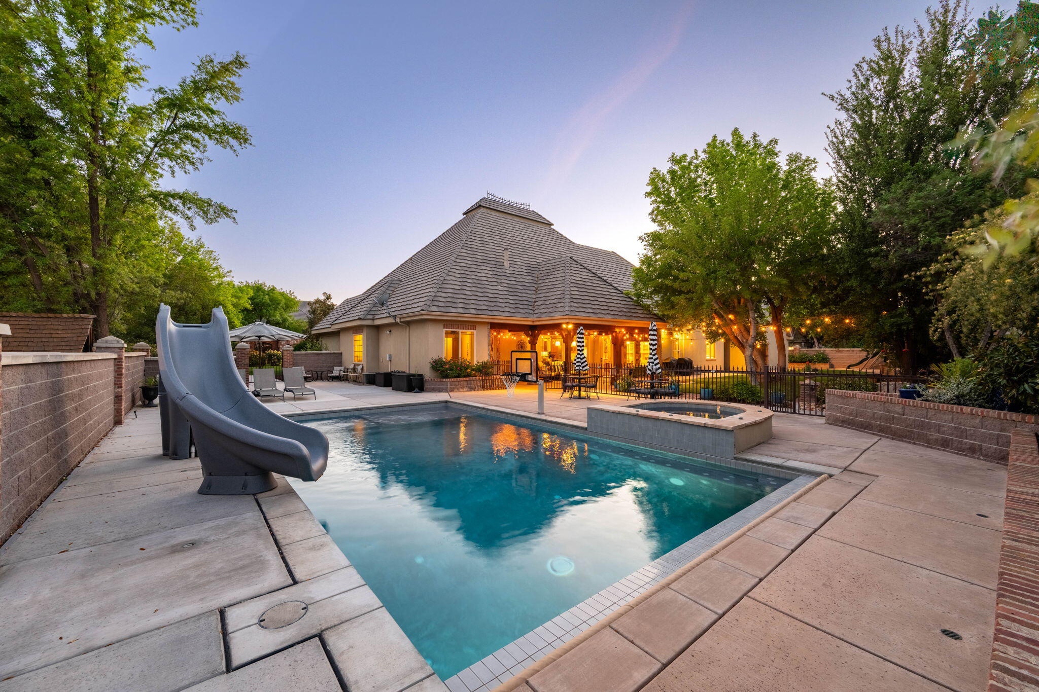 COTTONWOOD CREEK - Residential