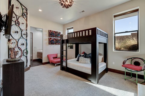 Tiny photo for 254 E 350 N, Ivins, UT 84738 (MLS # 26-276701)