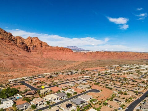 Tiny photo for 254 E 350 N, Ivins, UT 84738 (MLS # 26-276701)