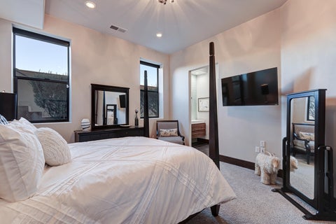 Tiny photo for 254 E 350 N, Ivins, UT 84738 (MLS # 26-276701)