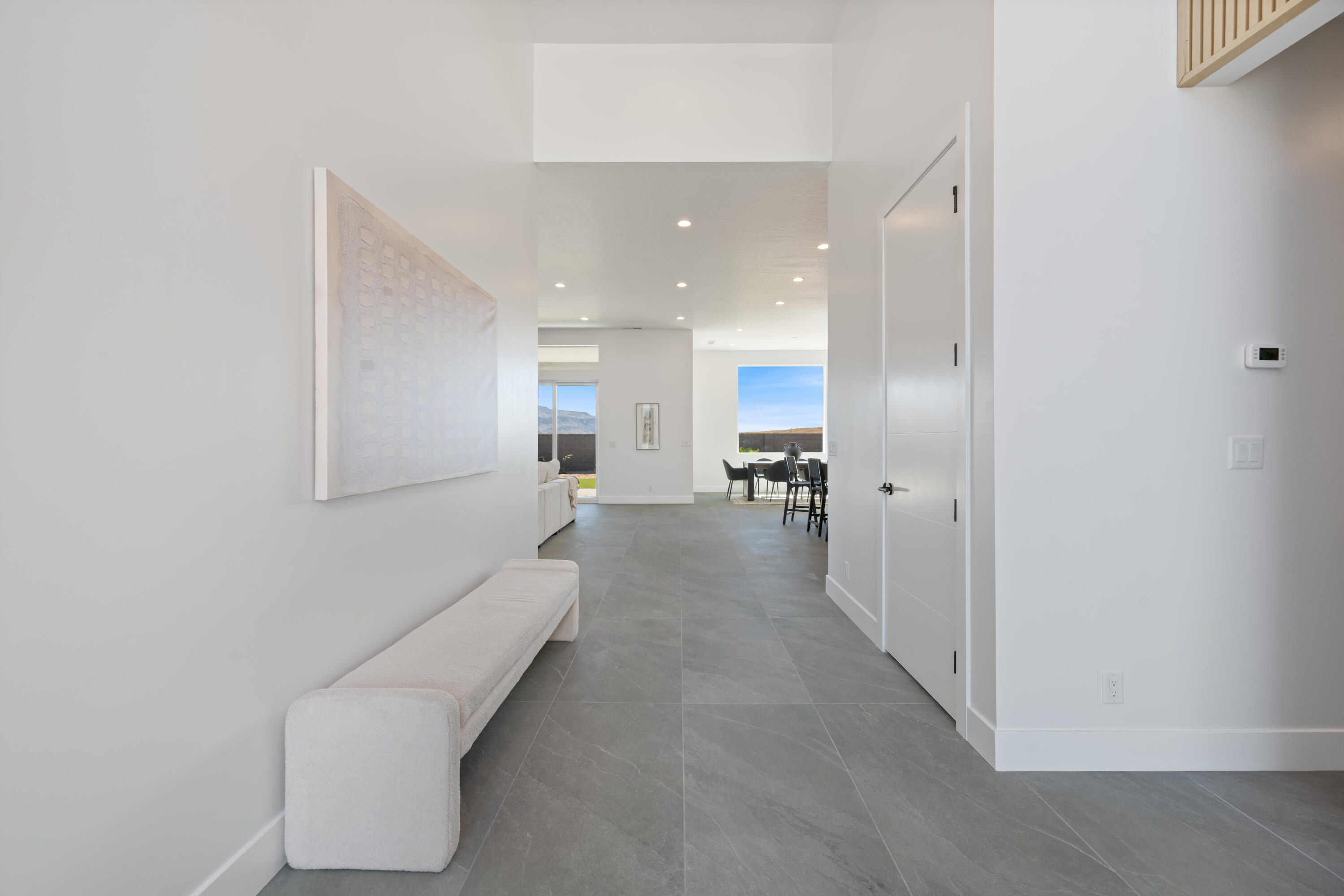 SCENIC POINTE - Residential