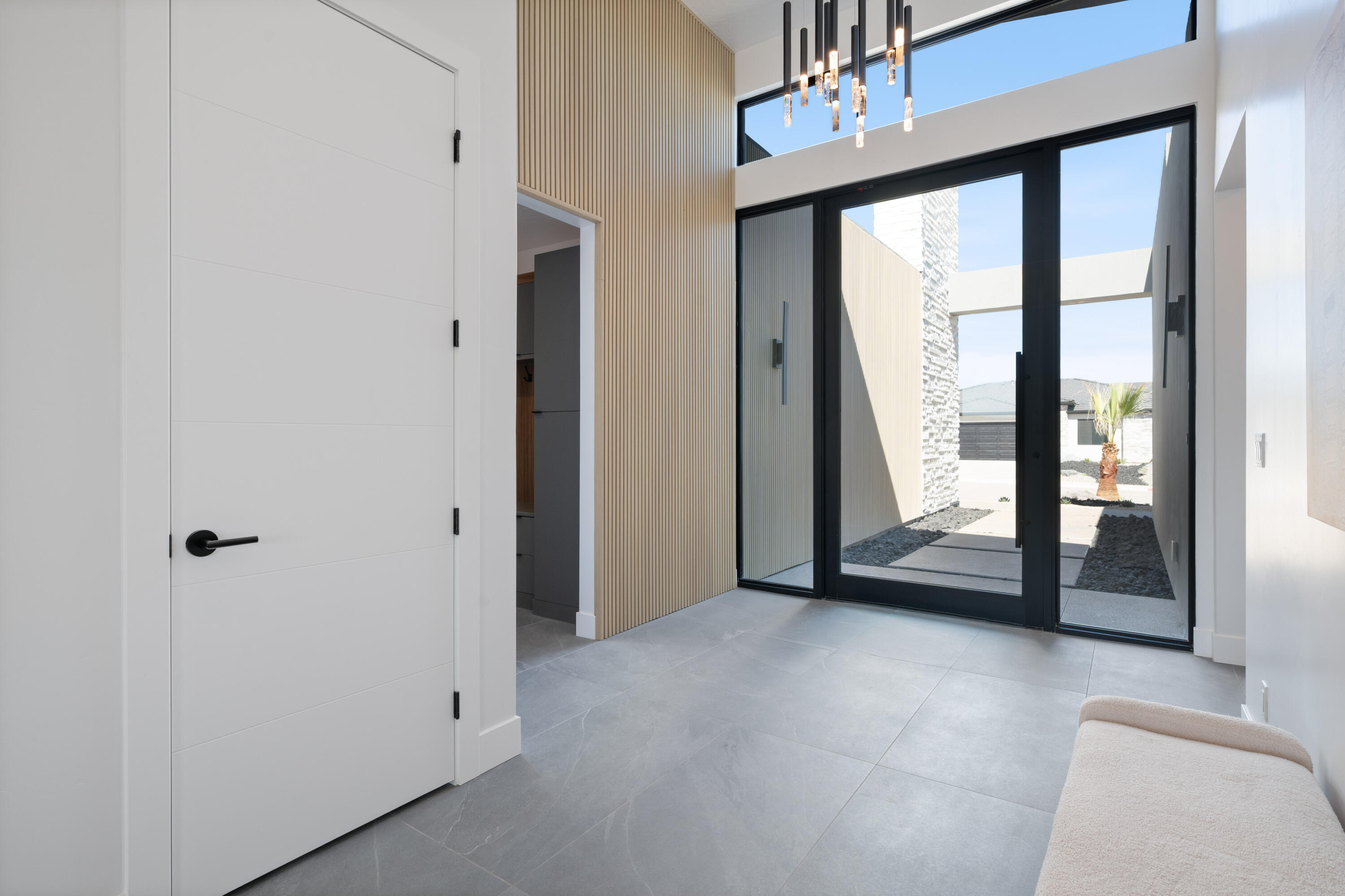 SCENIC POINTE - Residential