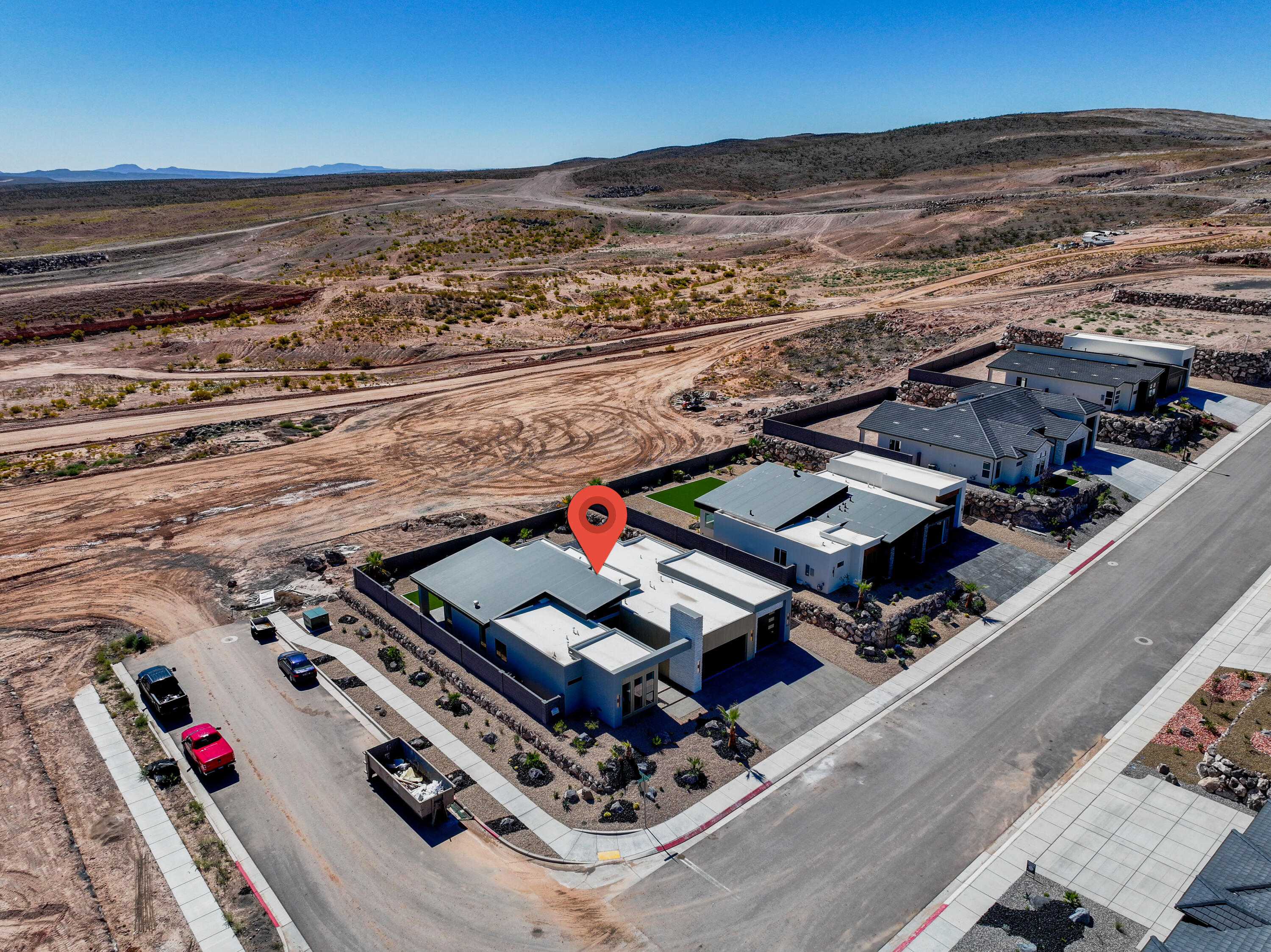 SCENIC POINTE - Residential