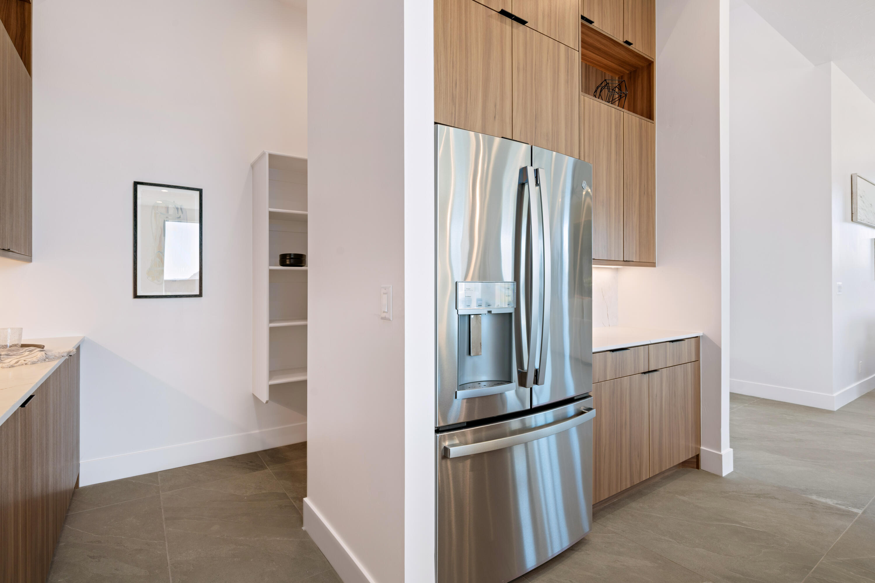 SCENIC POINTE - Residential