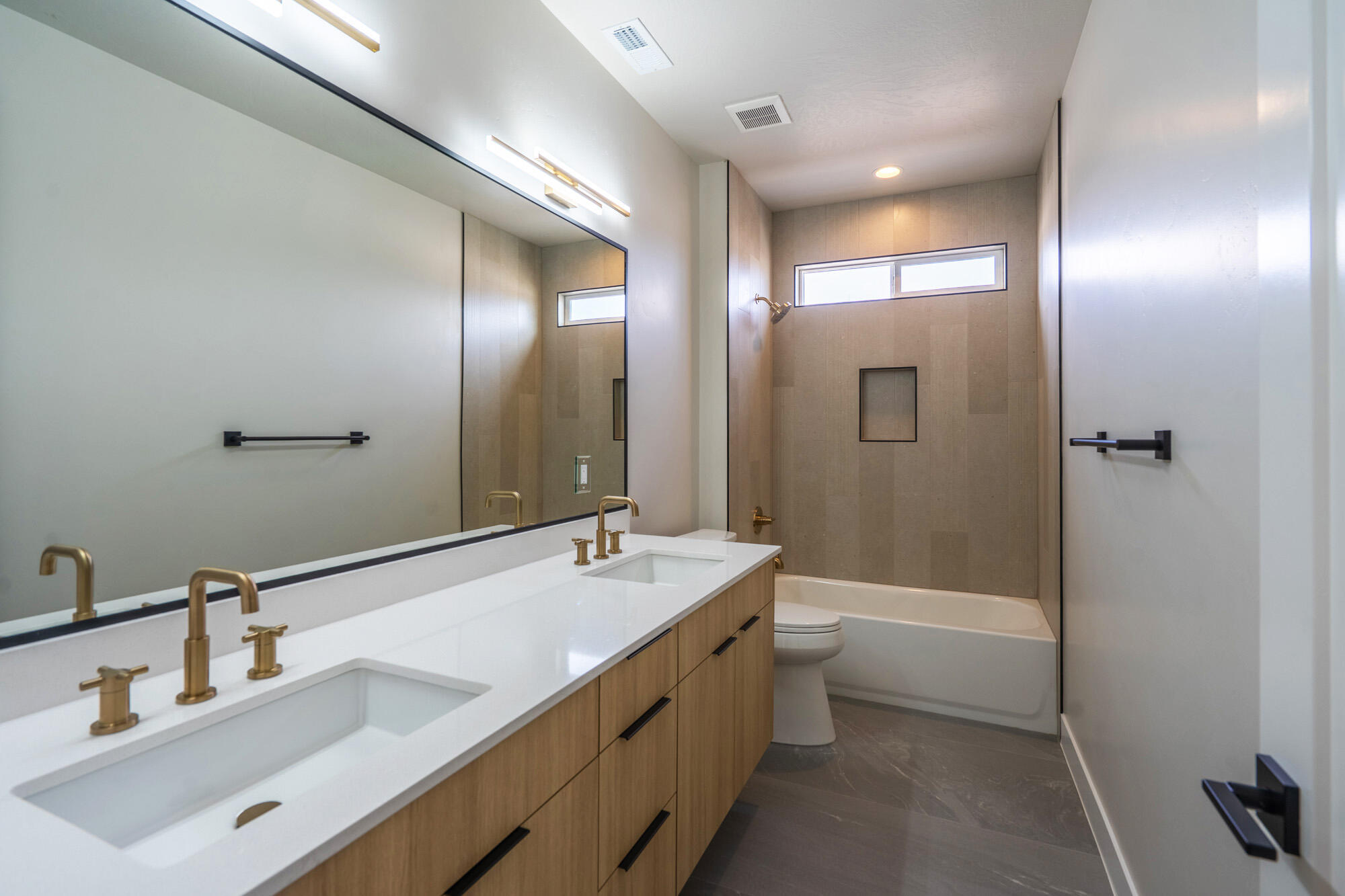 CRIMSON VISTAS - Residential