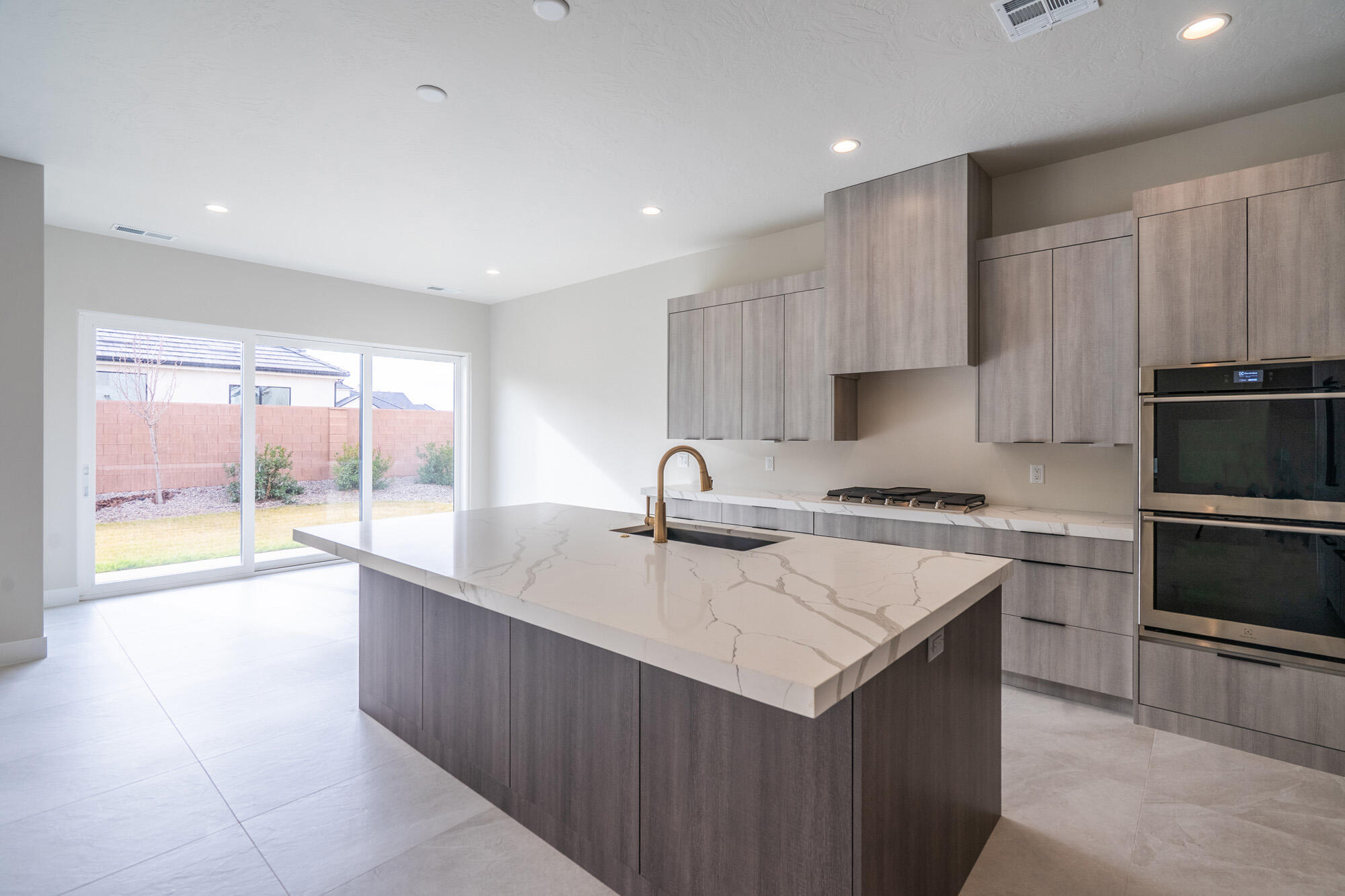 CRIMSON VISTAS - Residential