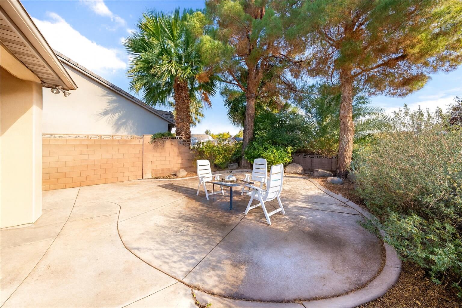 ROYAL OAKS - Residential