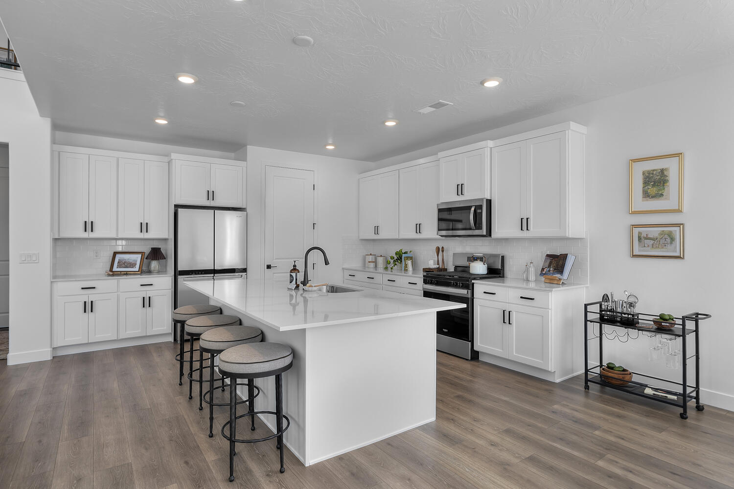 STANDING ROCK WEST AT LONG VALLEY - Residential