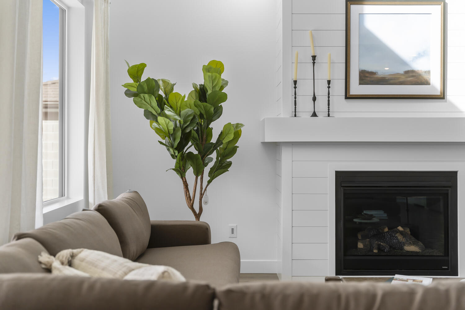 STANDING ROCK WEST AT LONG VALLEY - Residential