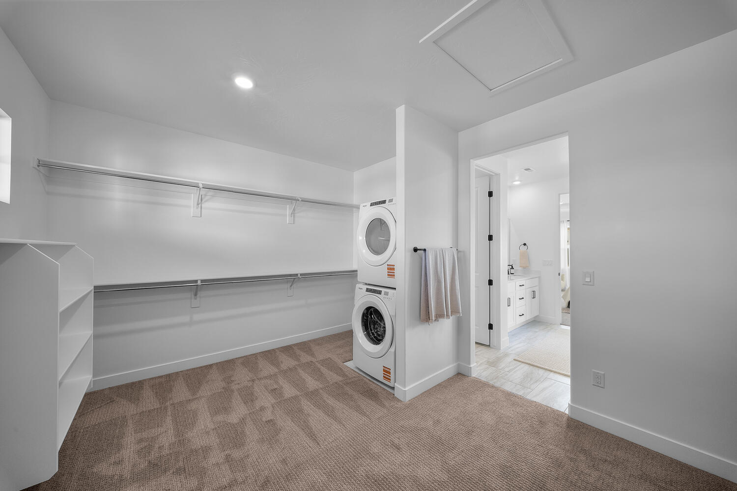 STANDING ROCK WEST AT LONG VALLEY - Residential