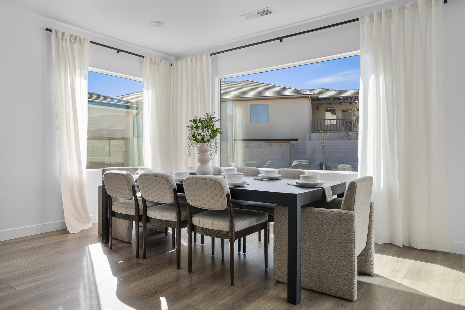 STANDING ROCK WEST AT LONG VALLEY - Residential