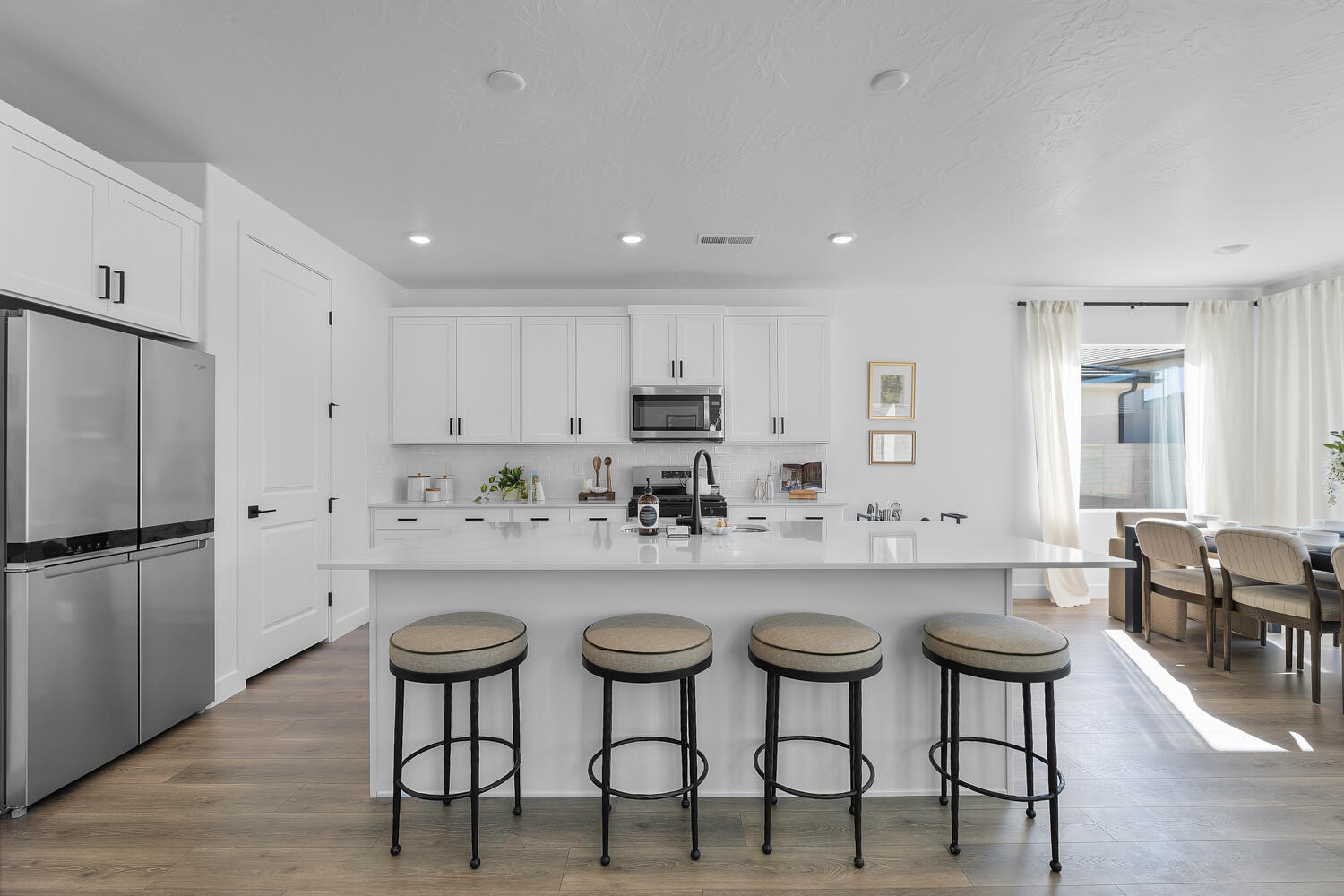 STANDING ROCK WEST AT LONG VALLEY - Residential