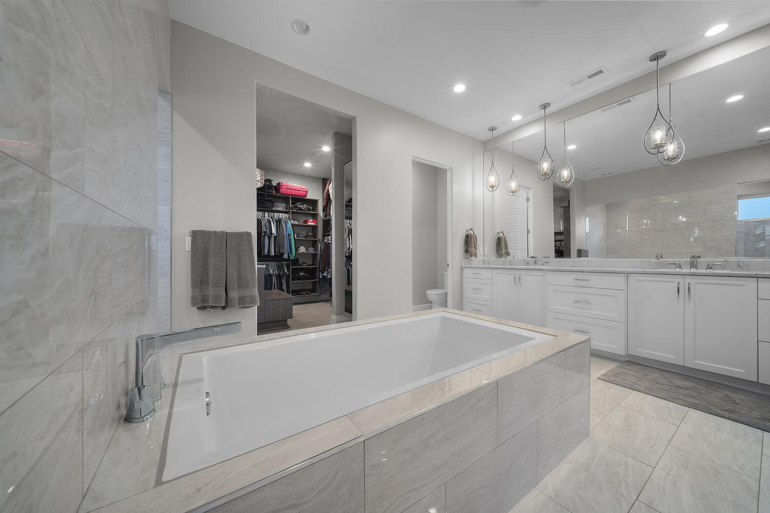 MEADOW VALLEY FARMS - Residential