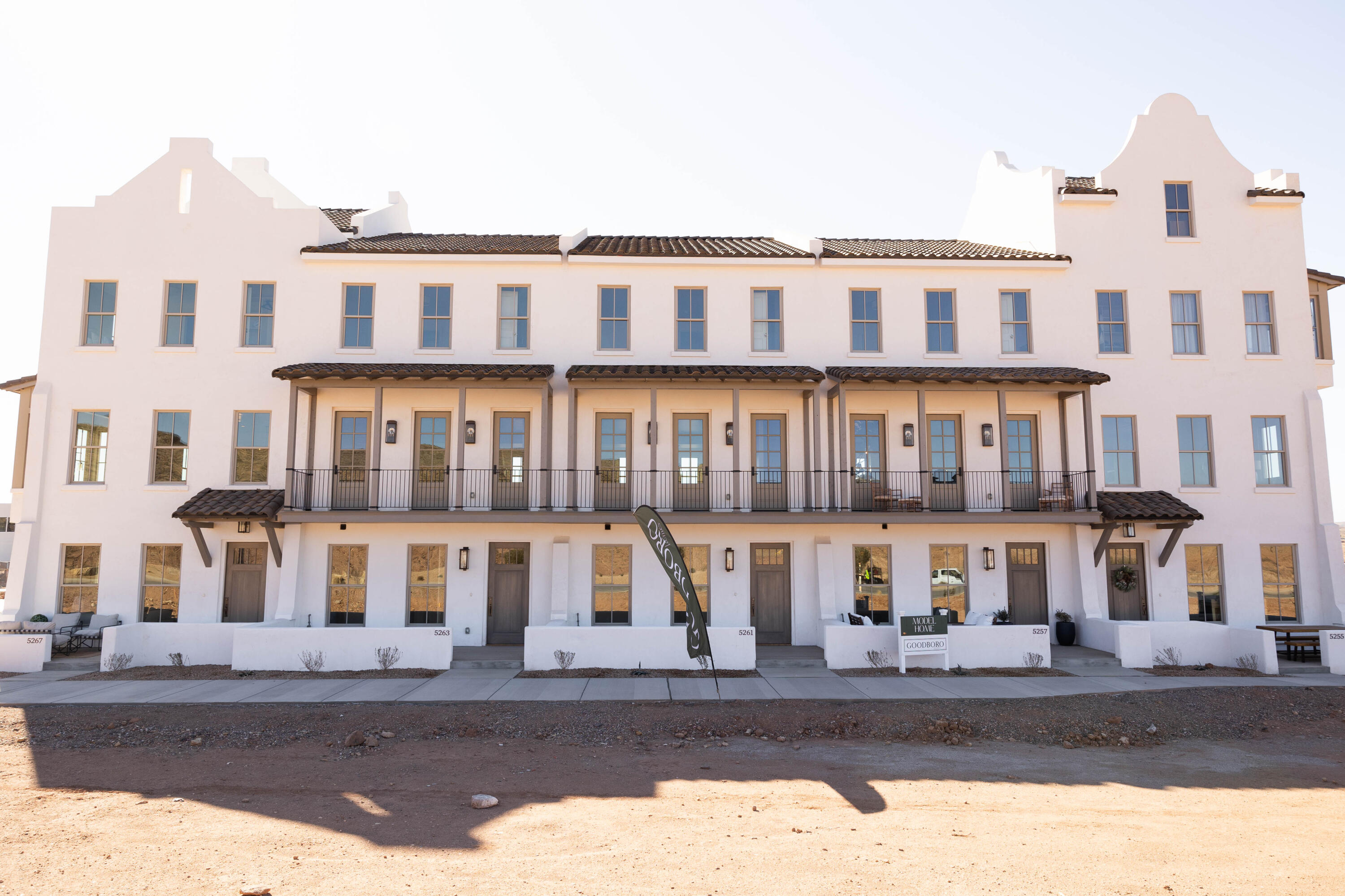 ATKINVILLE TOWNHOMES AT DESERT COLOR - Residential