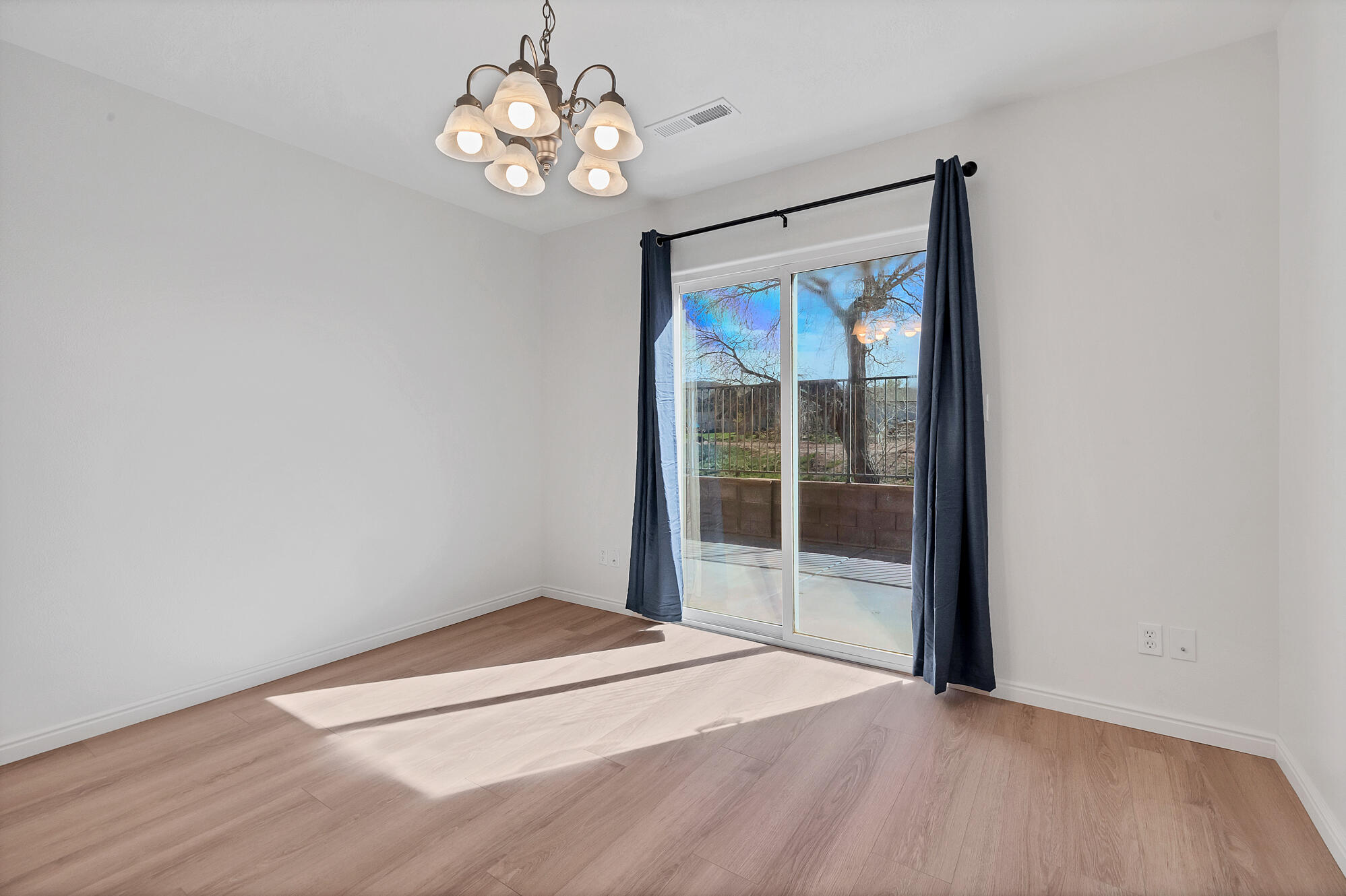 PECAN MEADOWS - Residential