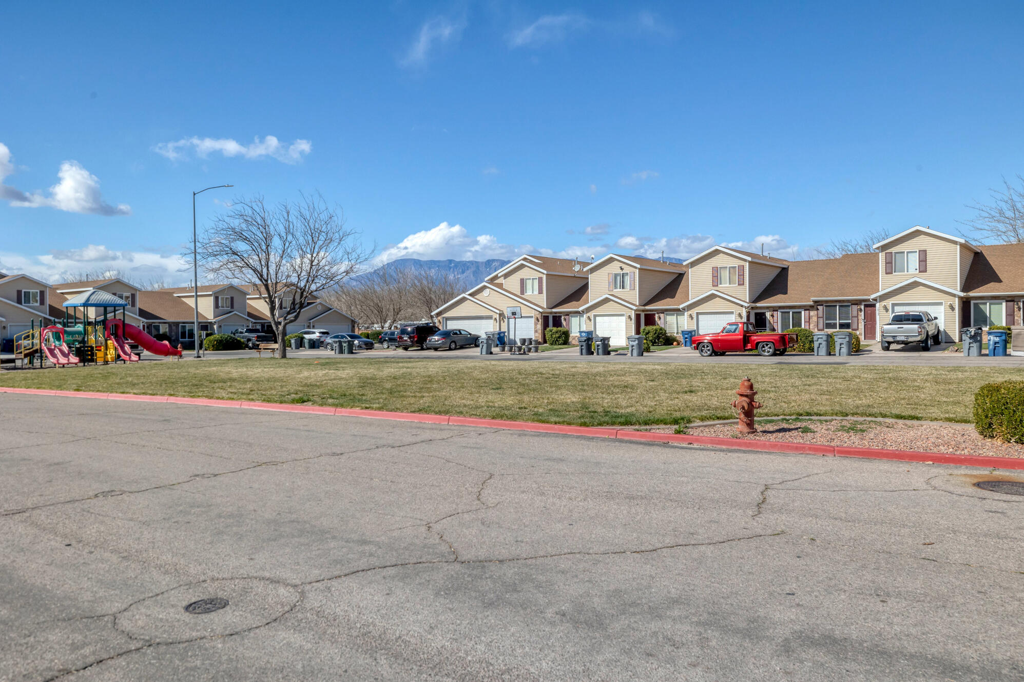 PECAN MEADOWS - Residential