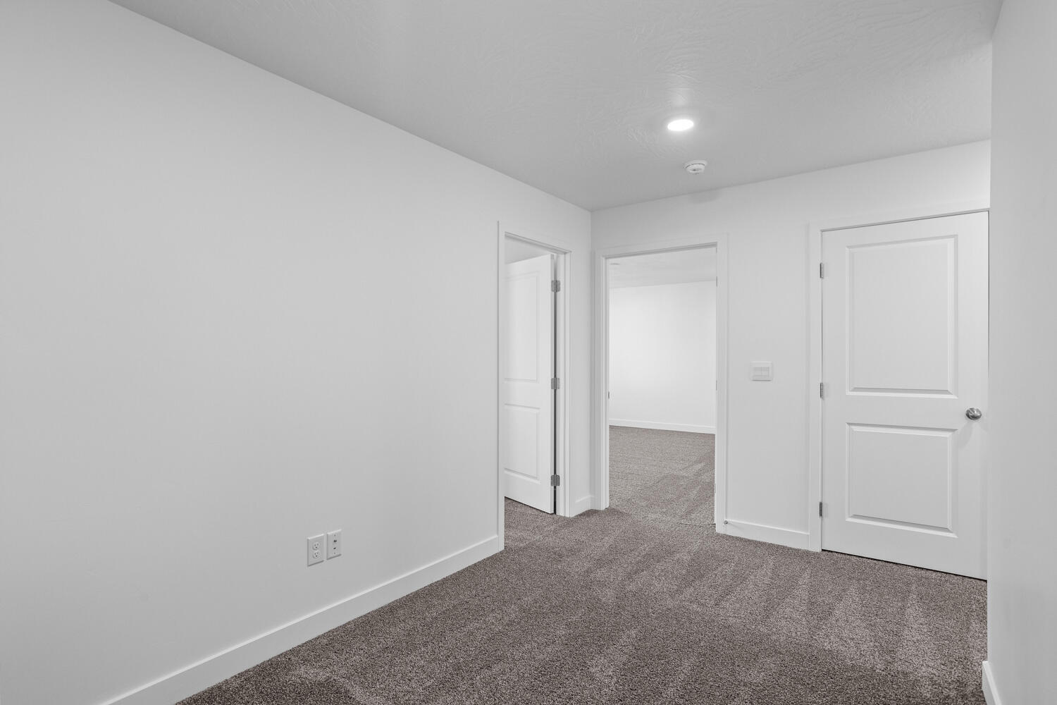 STANDING ROCK EAST AT LONG VALLEY - Residential