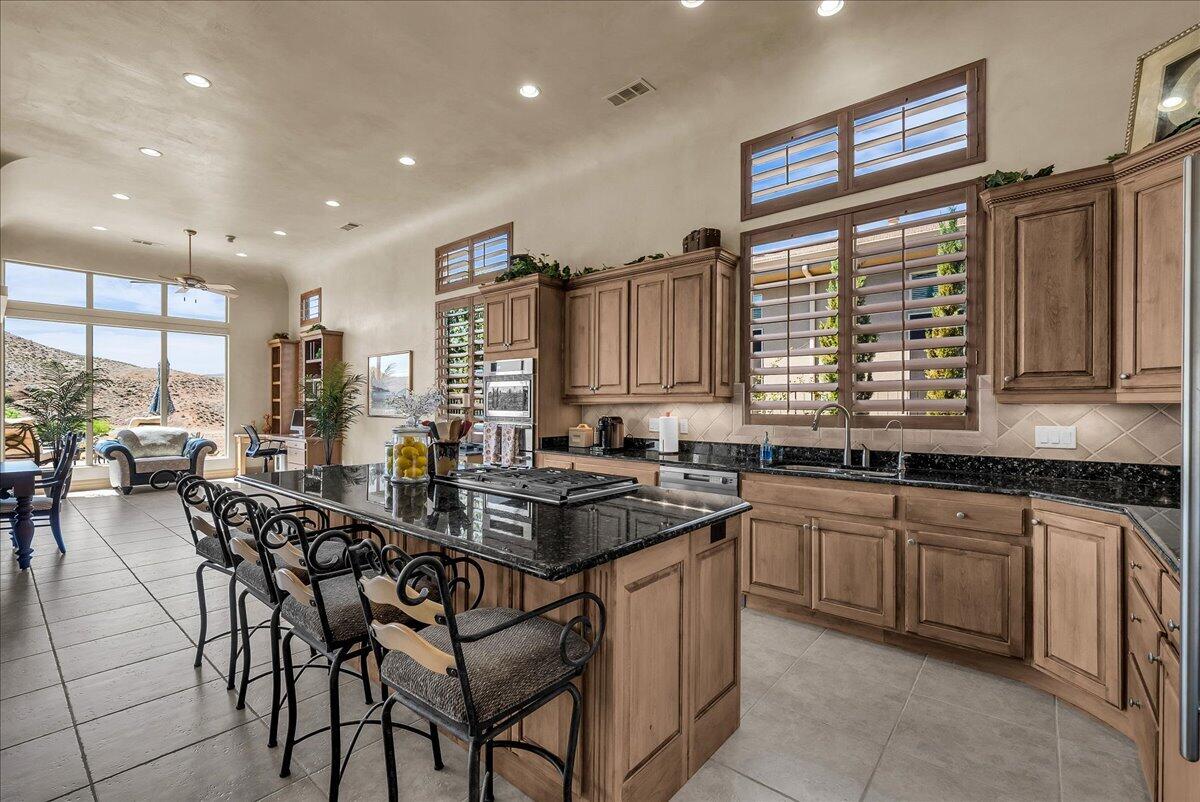 SANTA MARIA AT SUNBROOK - Residential