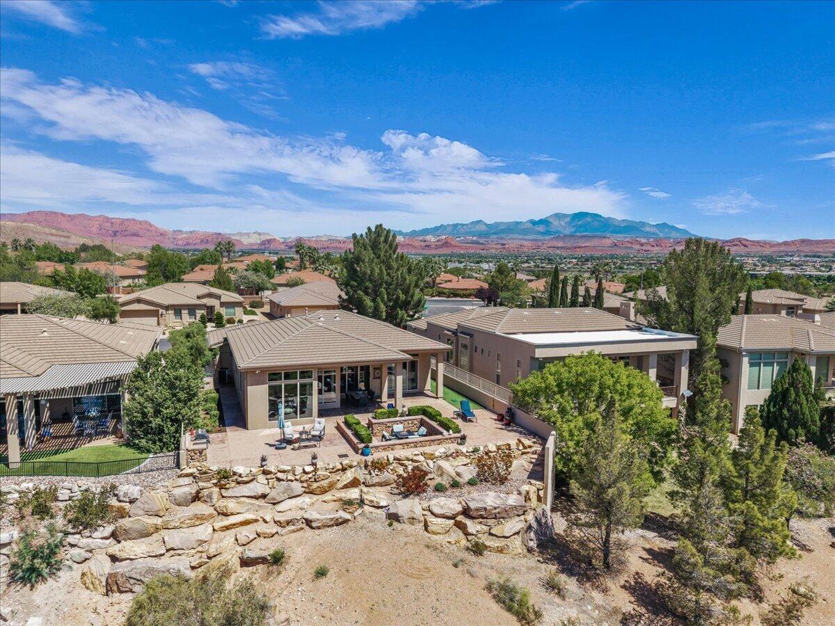 SANTA MARIA AT SUNBROOK - Residential