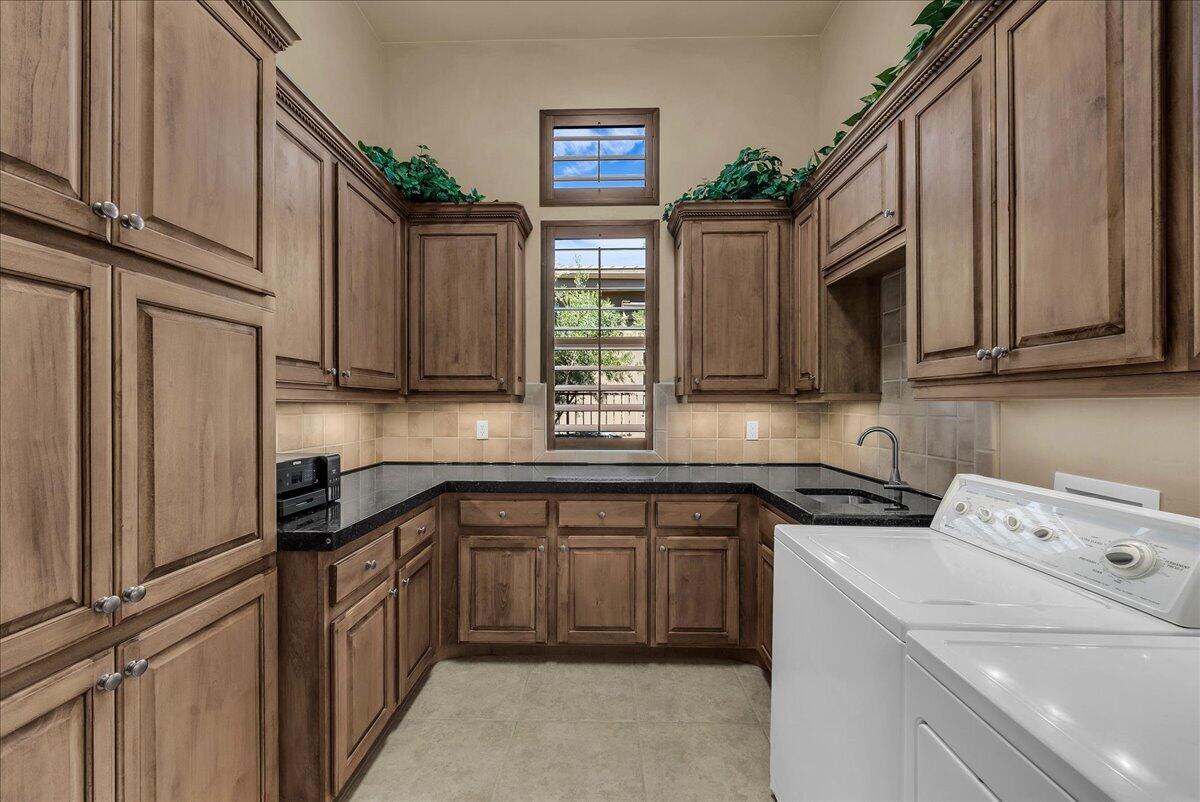 SANTA MARIA AT SUNBROOK - Residential