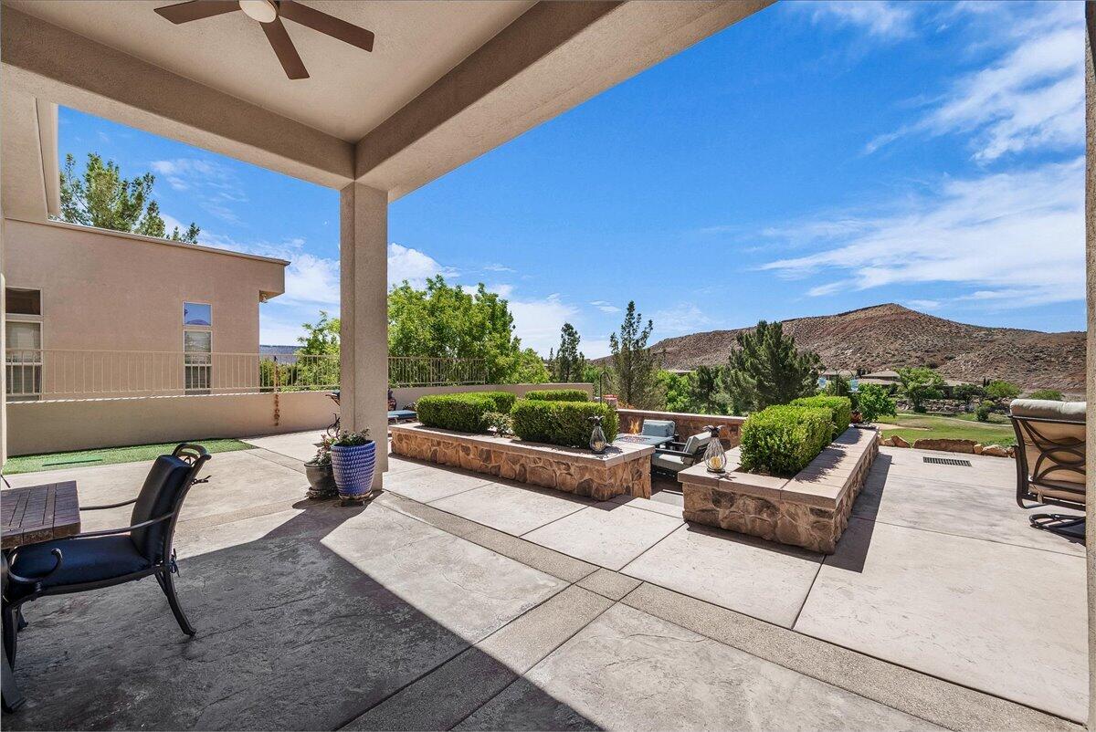 SANTA MARIA AT SUNBROOK - Residential