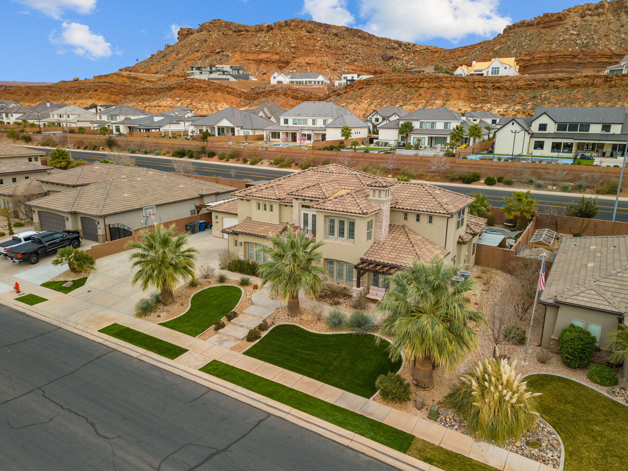 SUN VALLEY ESTATES - Residential